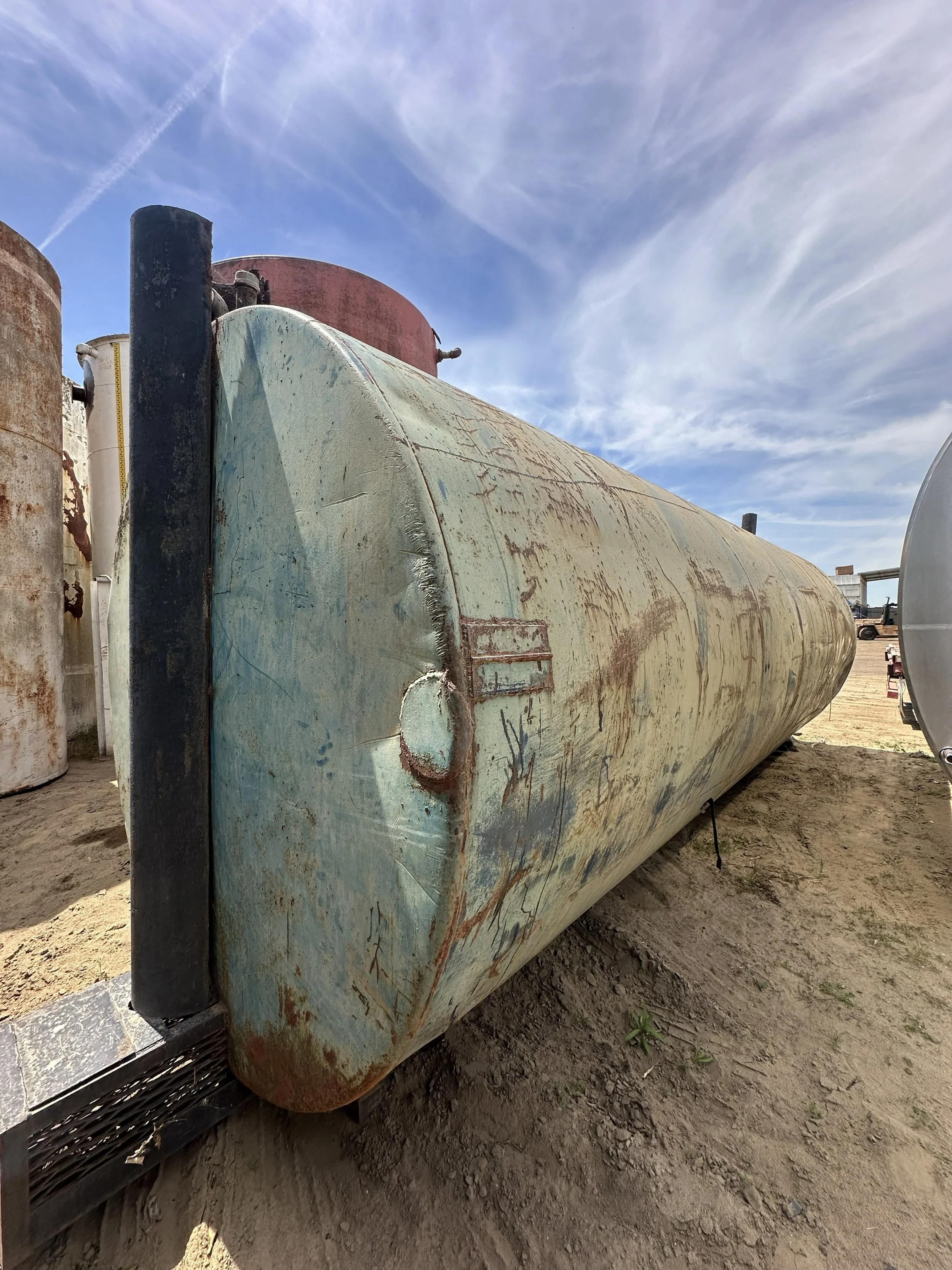 A77 2026 8,000 gallons fuel tank