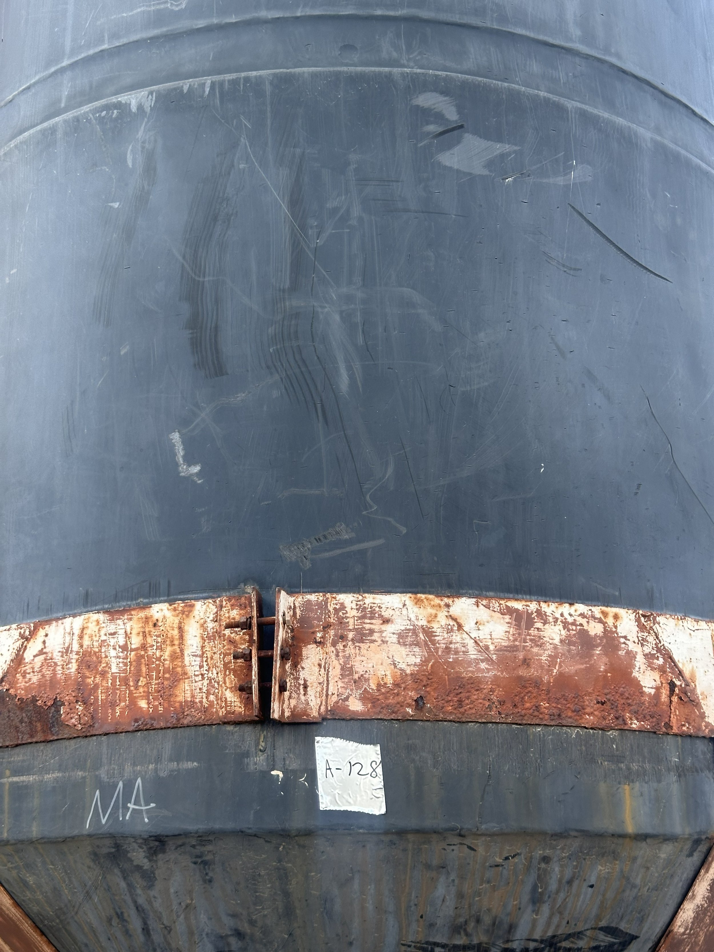 A128 2026 2,000 gallon Poly tank