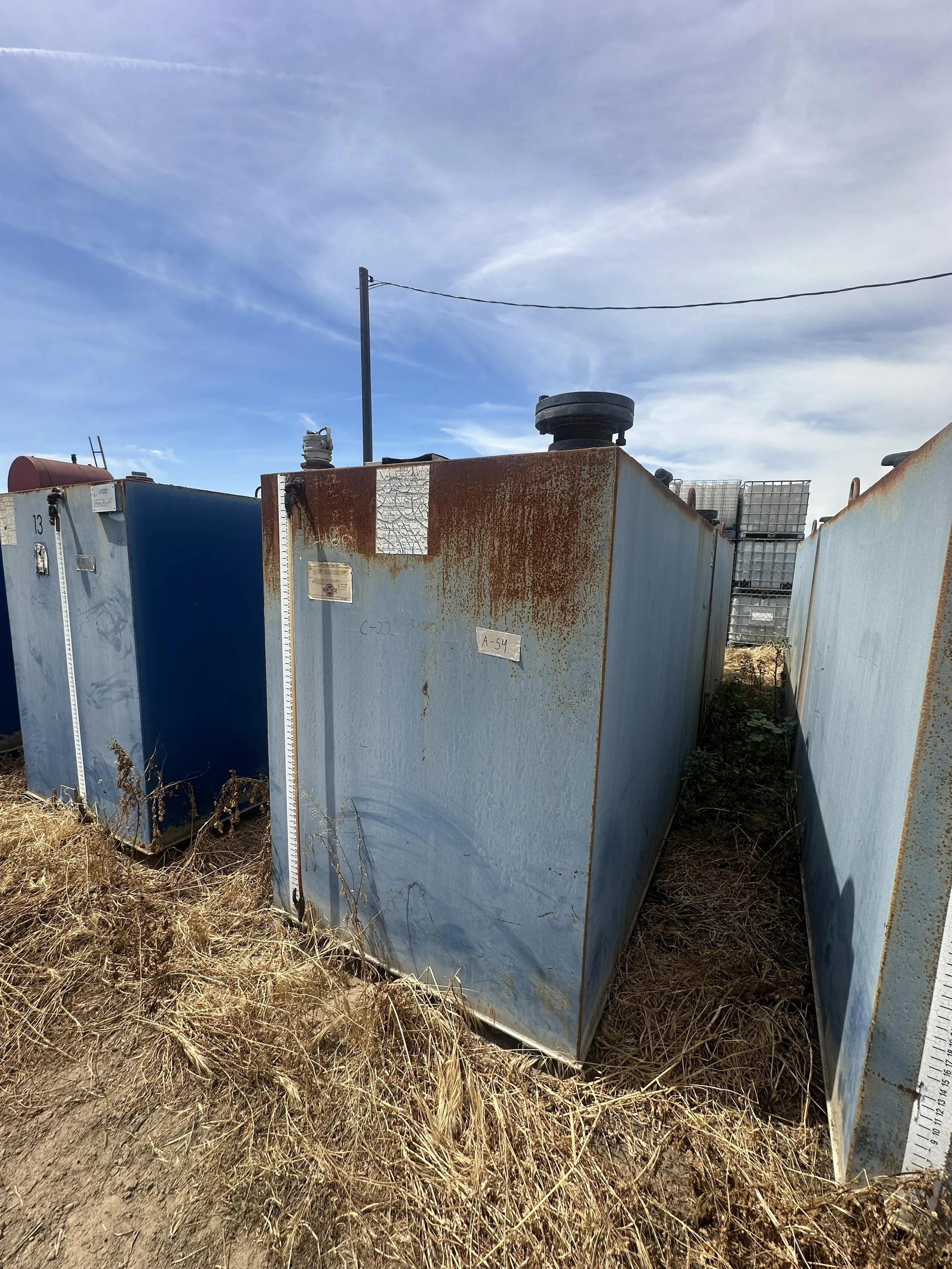 A54 2026 4,000 gallon 6' x 8' x 20' 2 compartment clean motor oil 