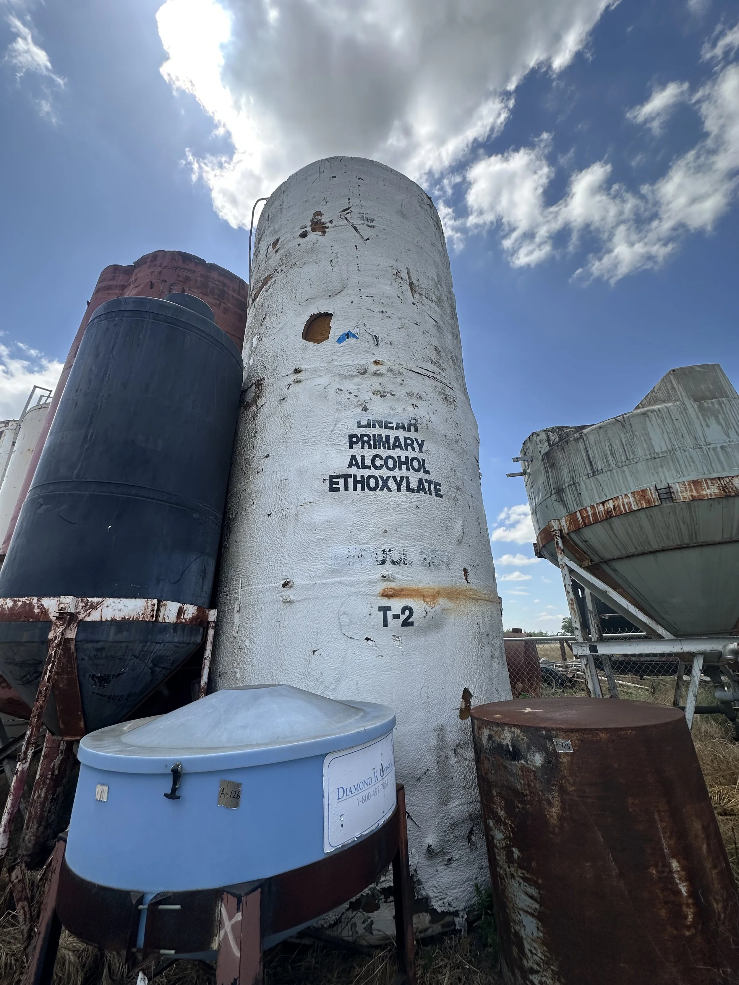 A121 2026: 12,000 gallon fiberglass tank with foam