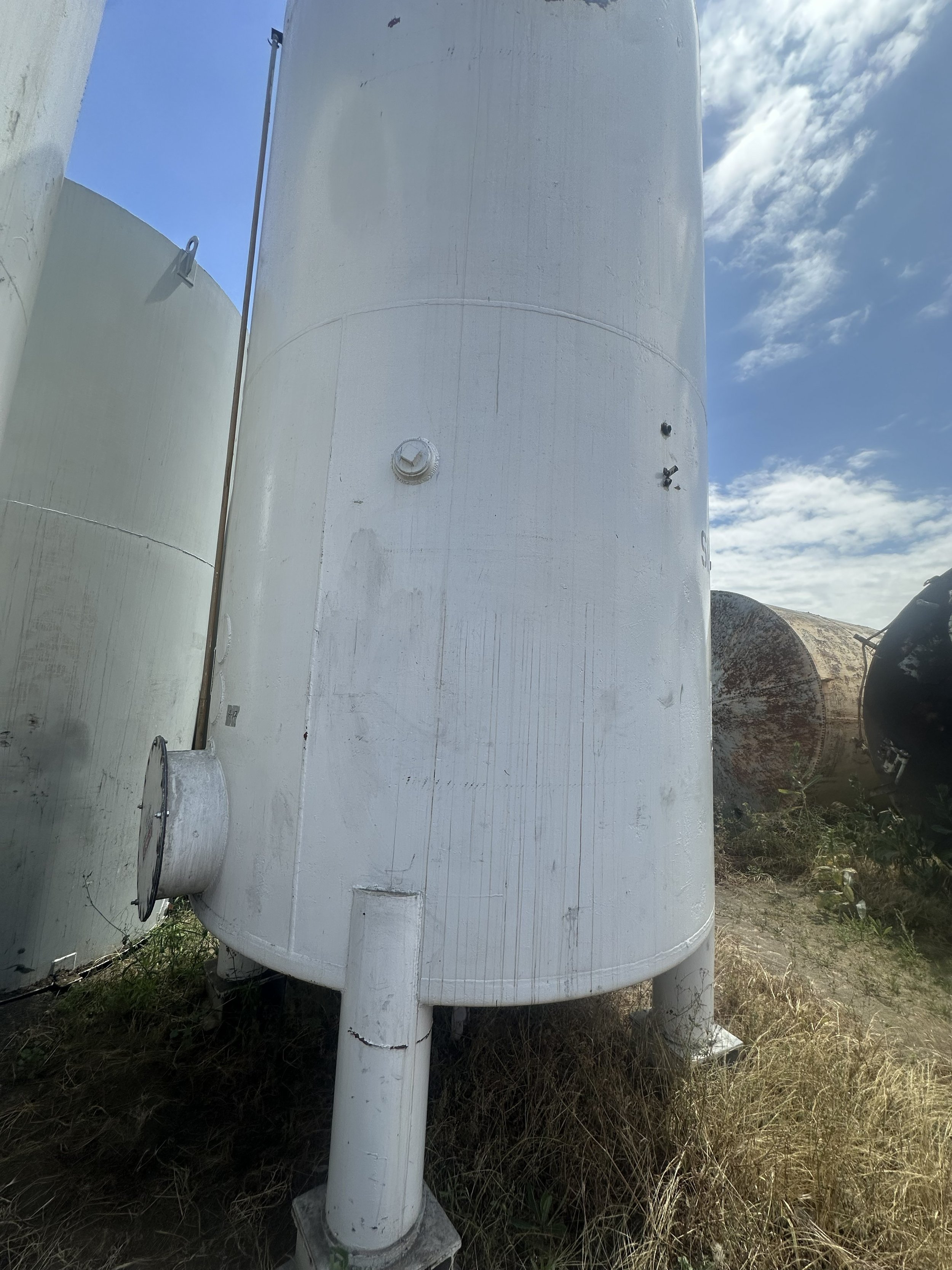 A102 2026 5000 gallon lube/oil tank