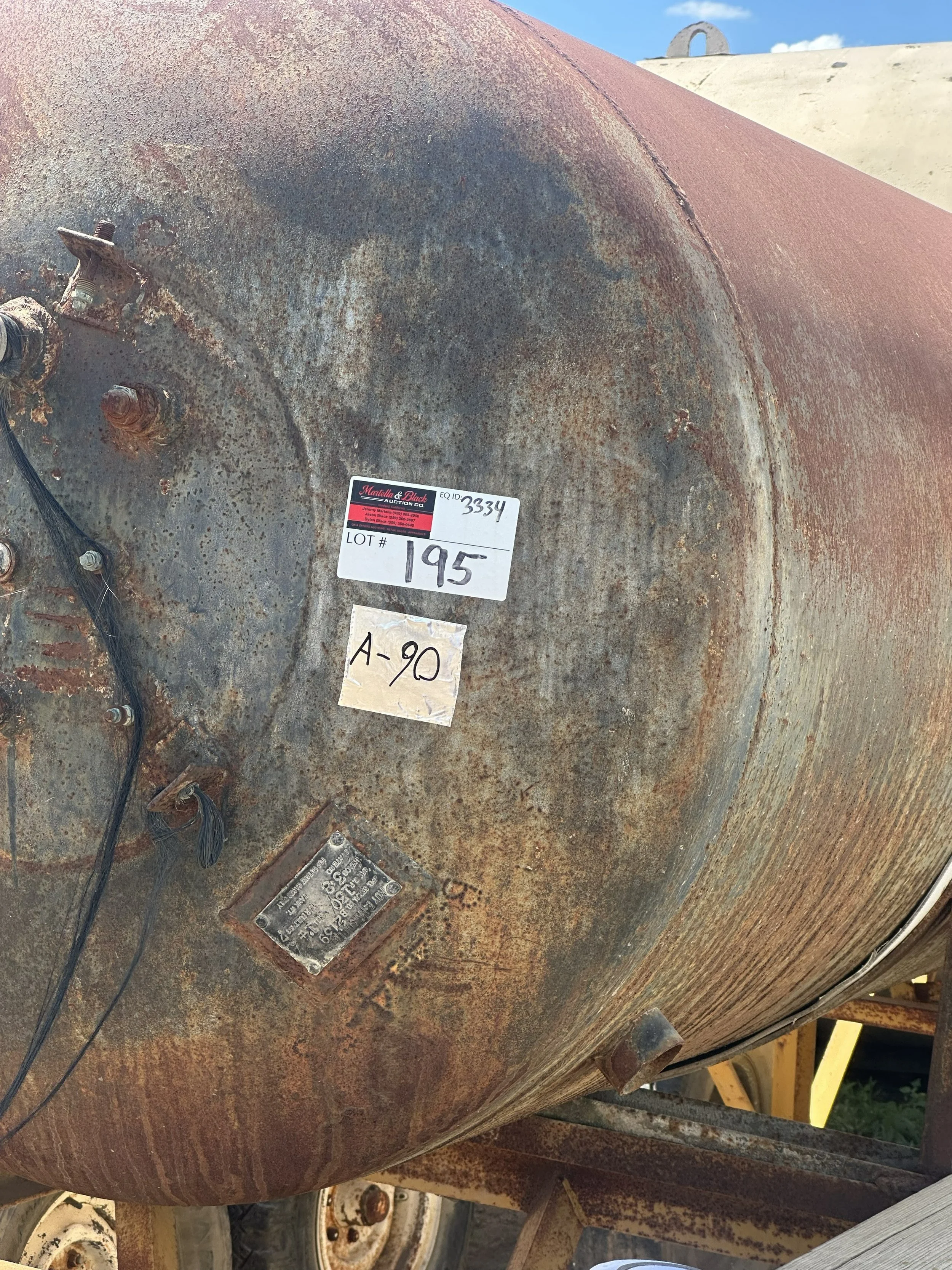 A90 2026 1,000 gallons anhydrous ammonia pressure vessel