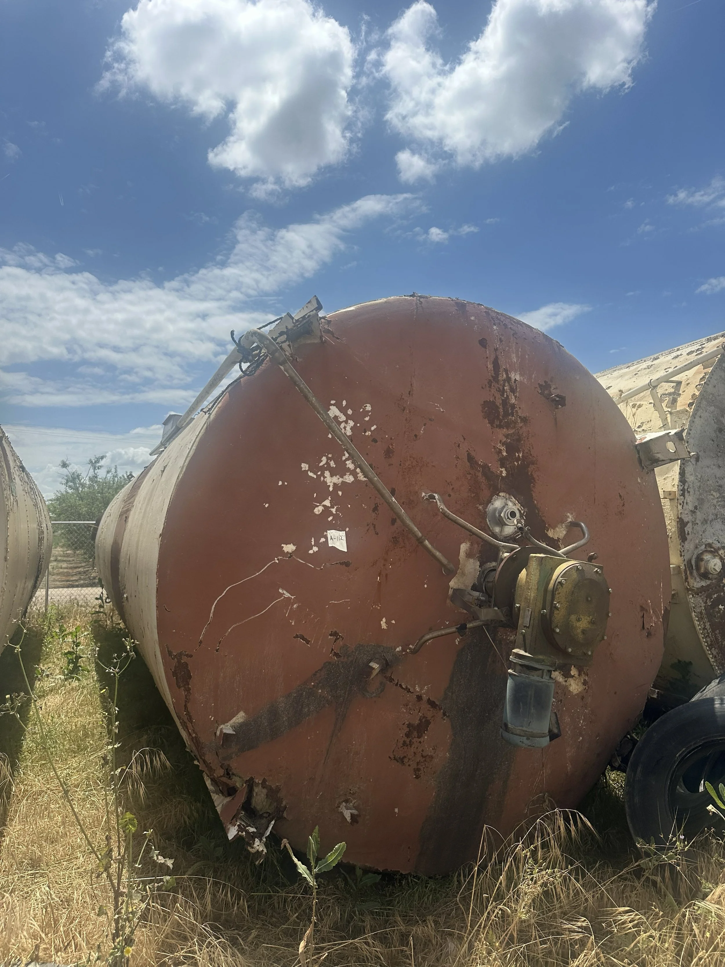 A112 2026 7,500 gallons milk tank, insulated with jackets