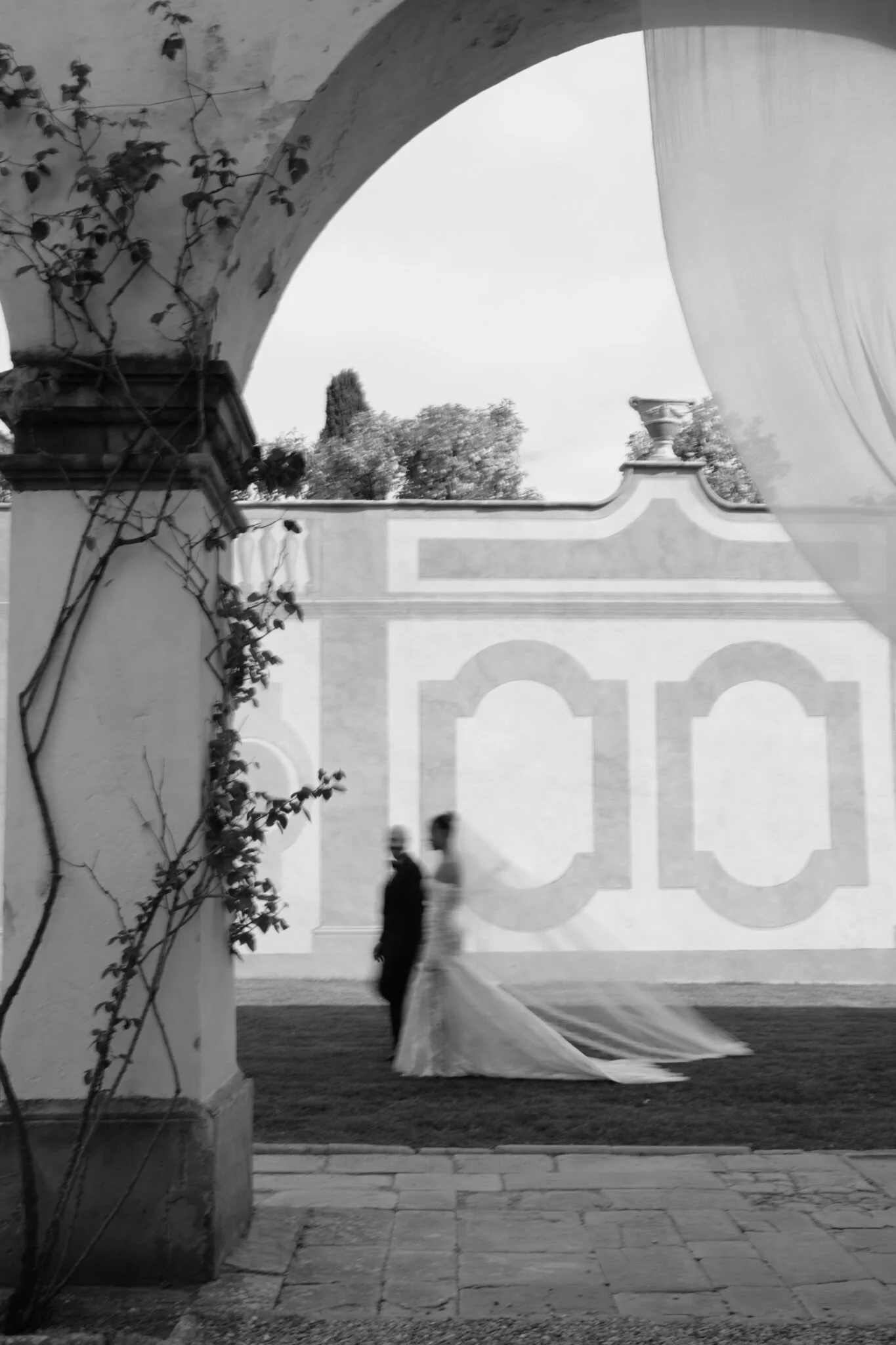 florence-wedding-venues-1-1365x2048 (1).jpg