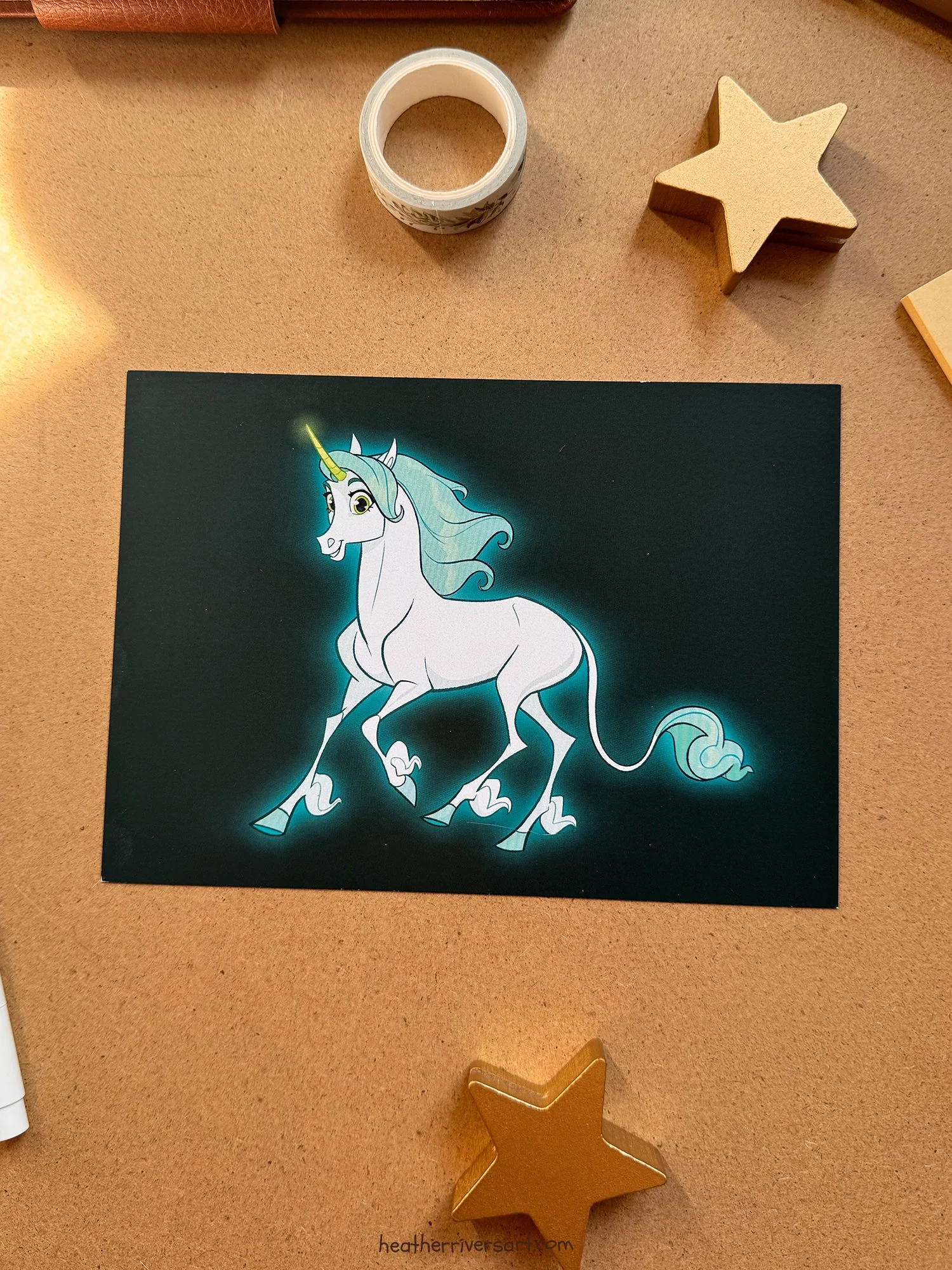 GhostUni_01_Print_flat.jpg