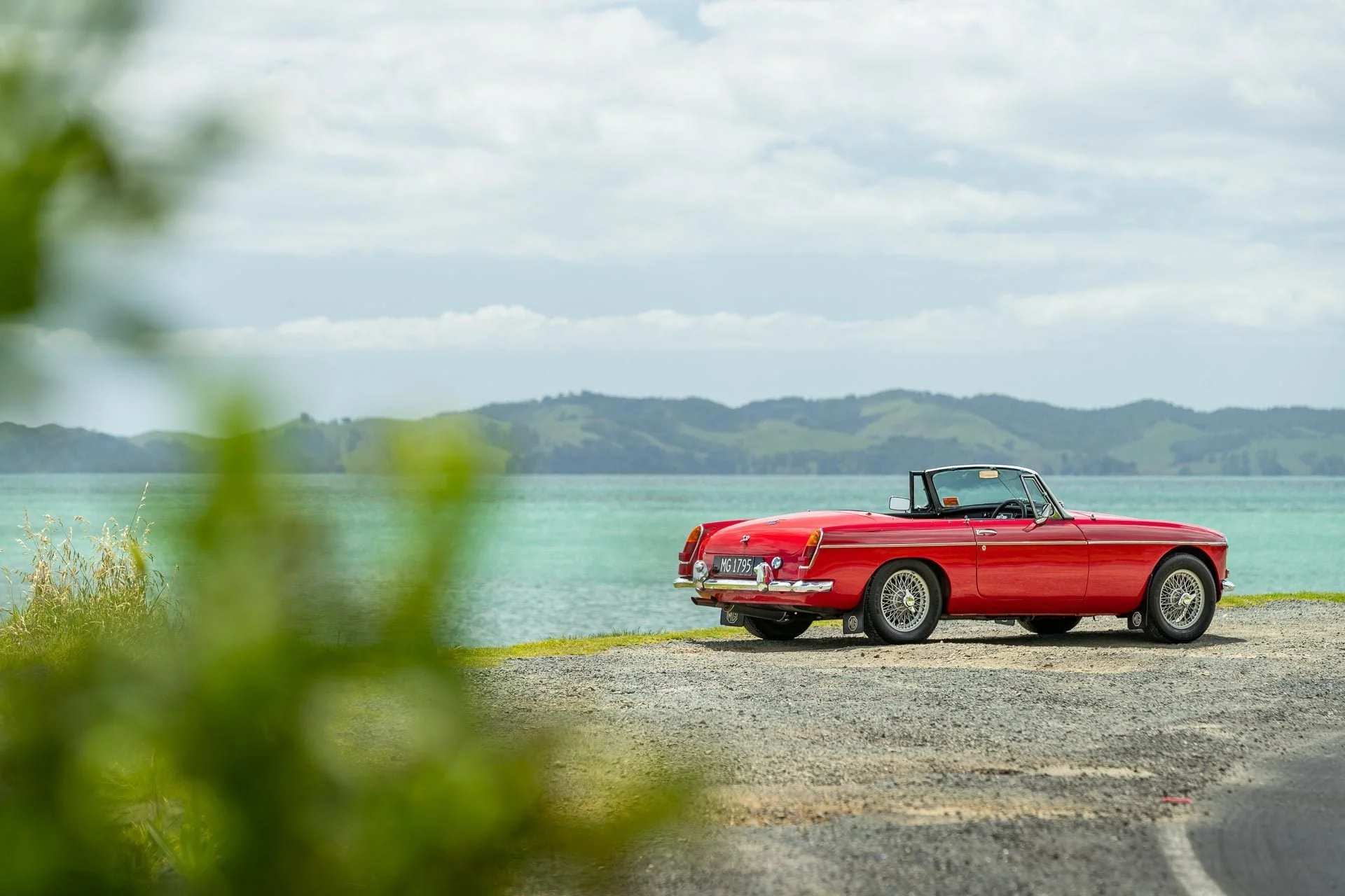 MG-MGB-Roadster-1965-rear-parked-shot.jpg