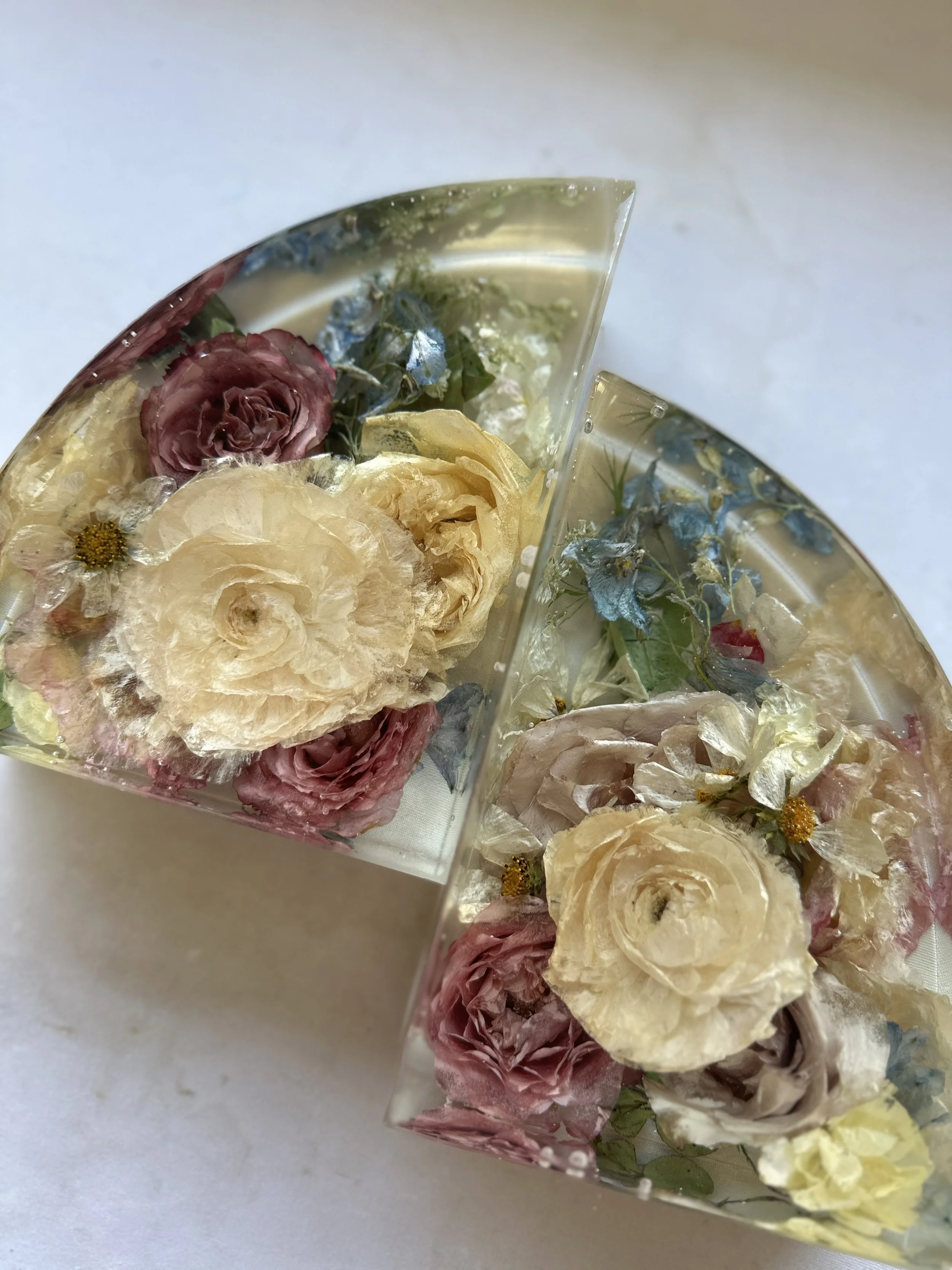 7" Resin Bookends 