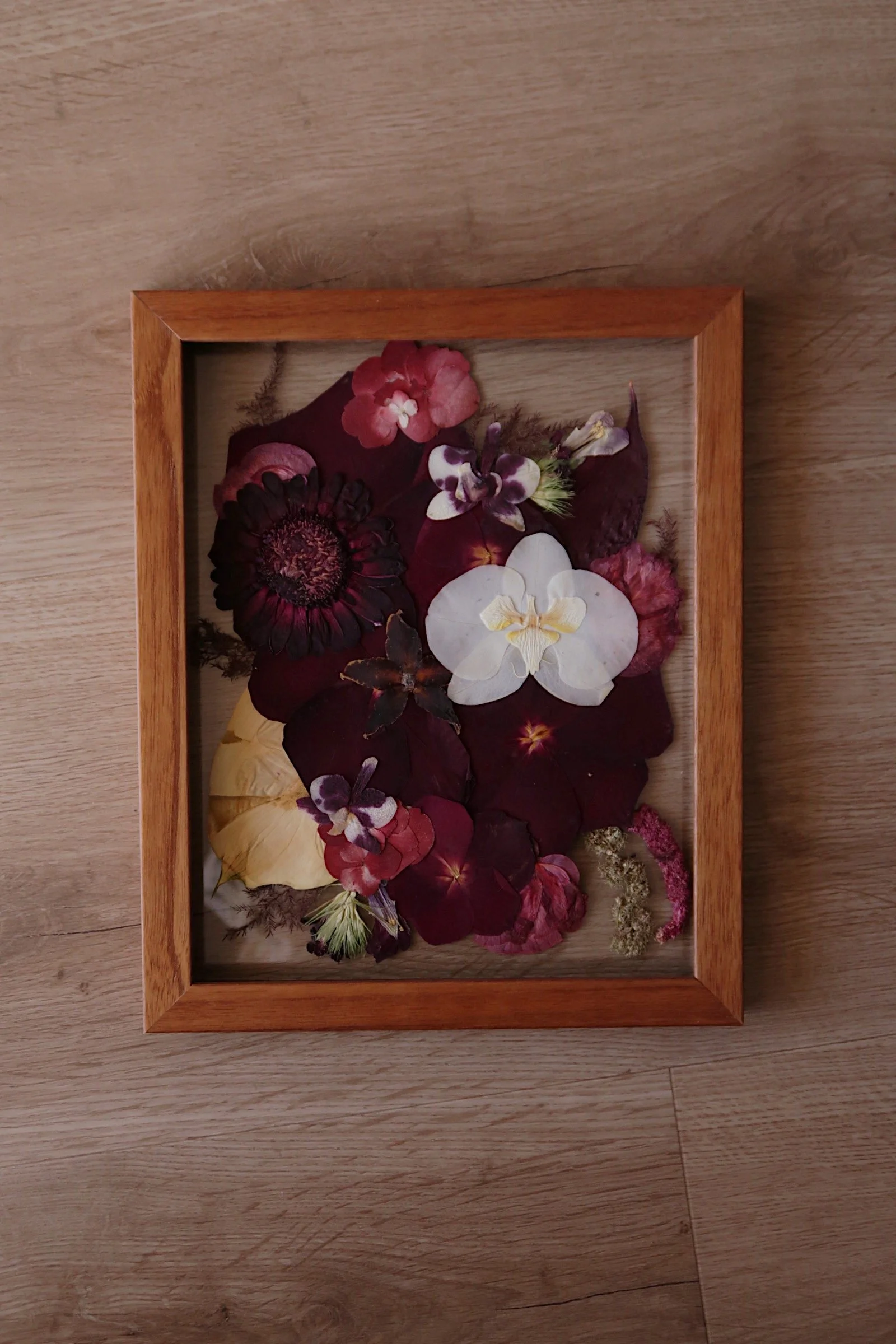 8x10 Chestnut Oak Frame