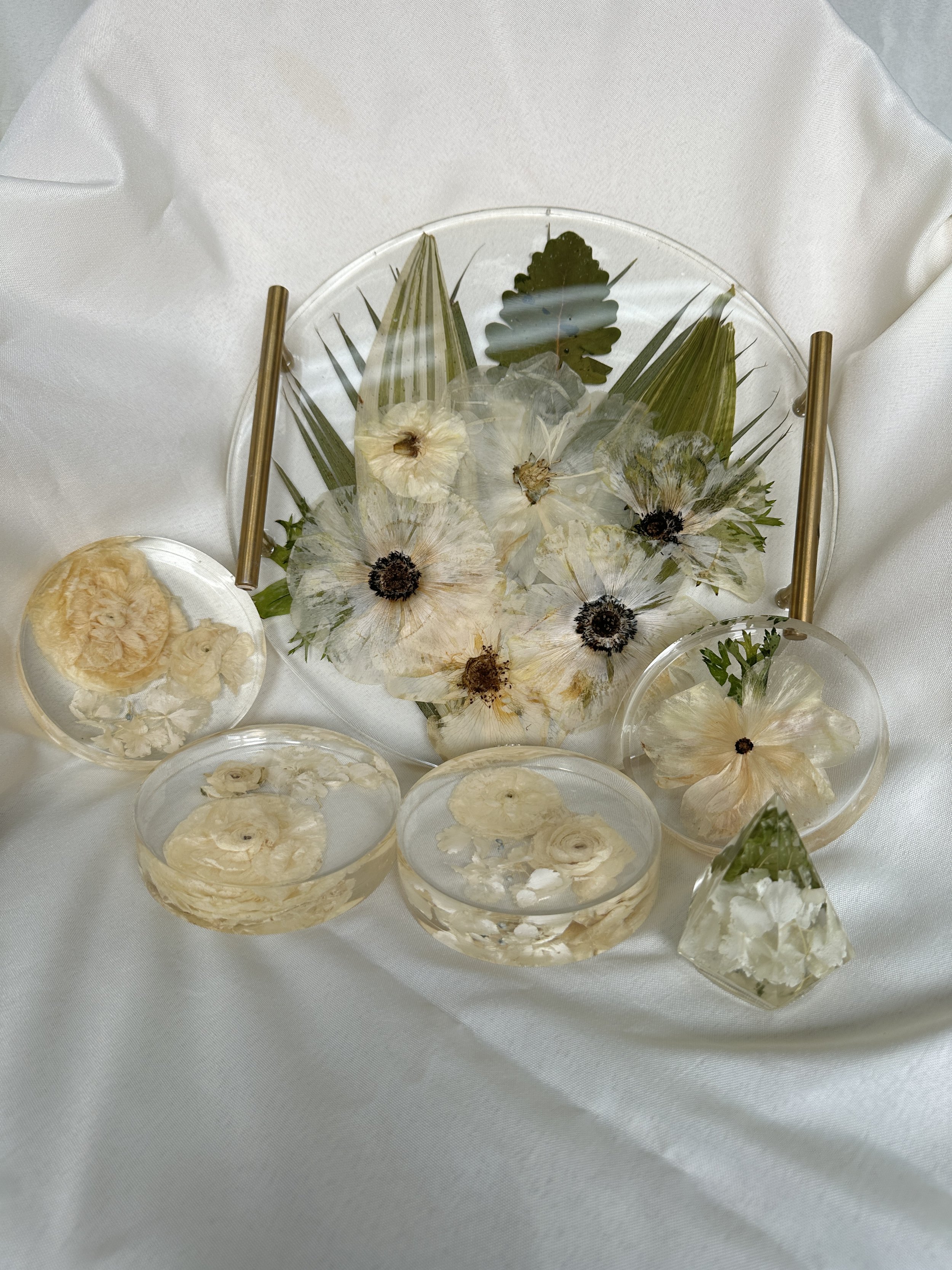 10" Round Resin Tray Gold Handles 