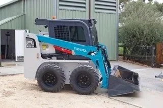 Toyota Huski 8