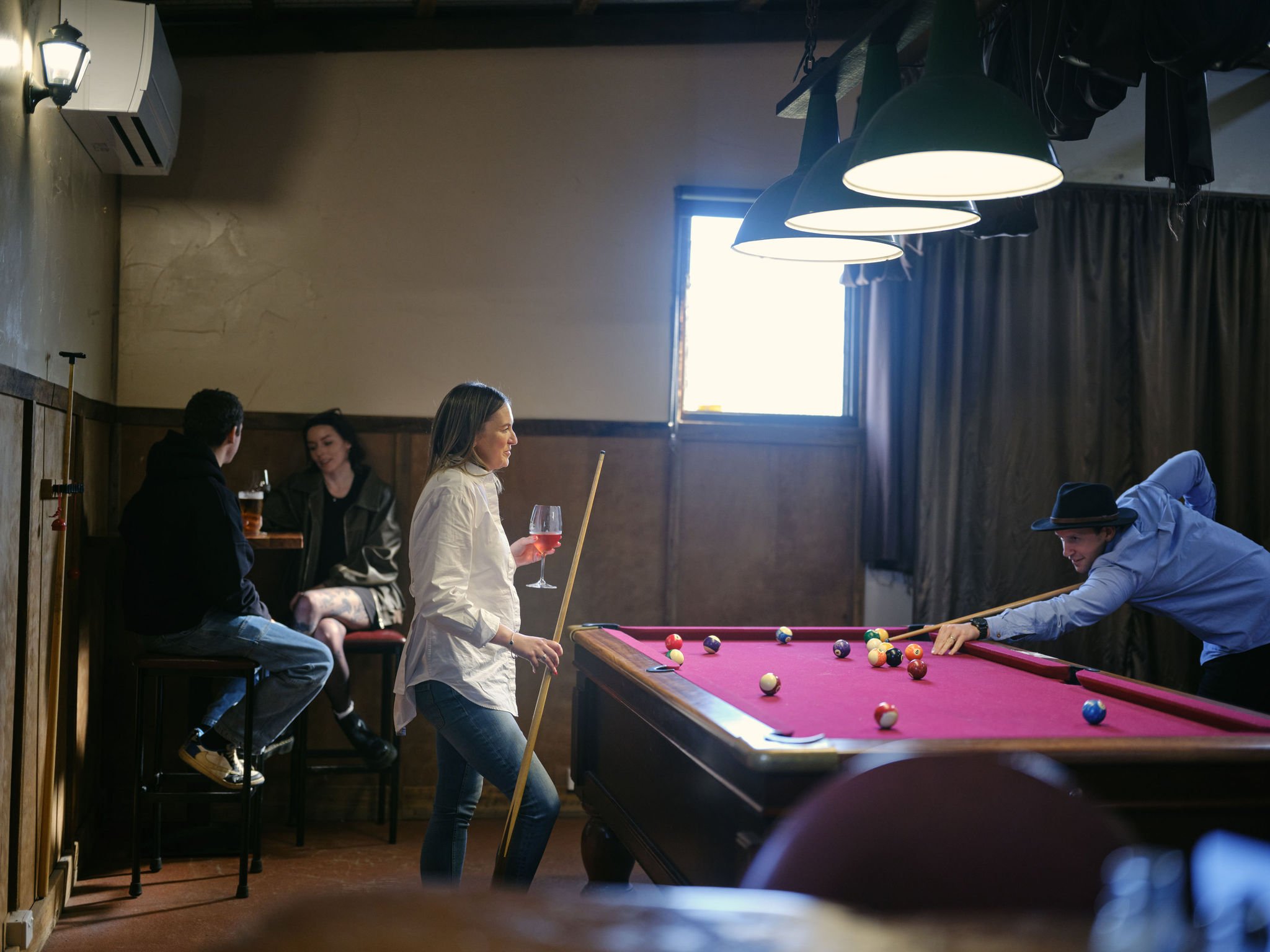 Barney's Bistro, Pomonal. A vibrant tin shed pub and eatery.