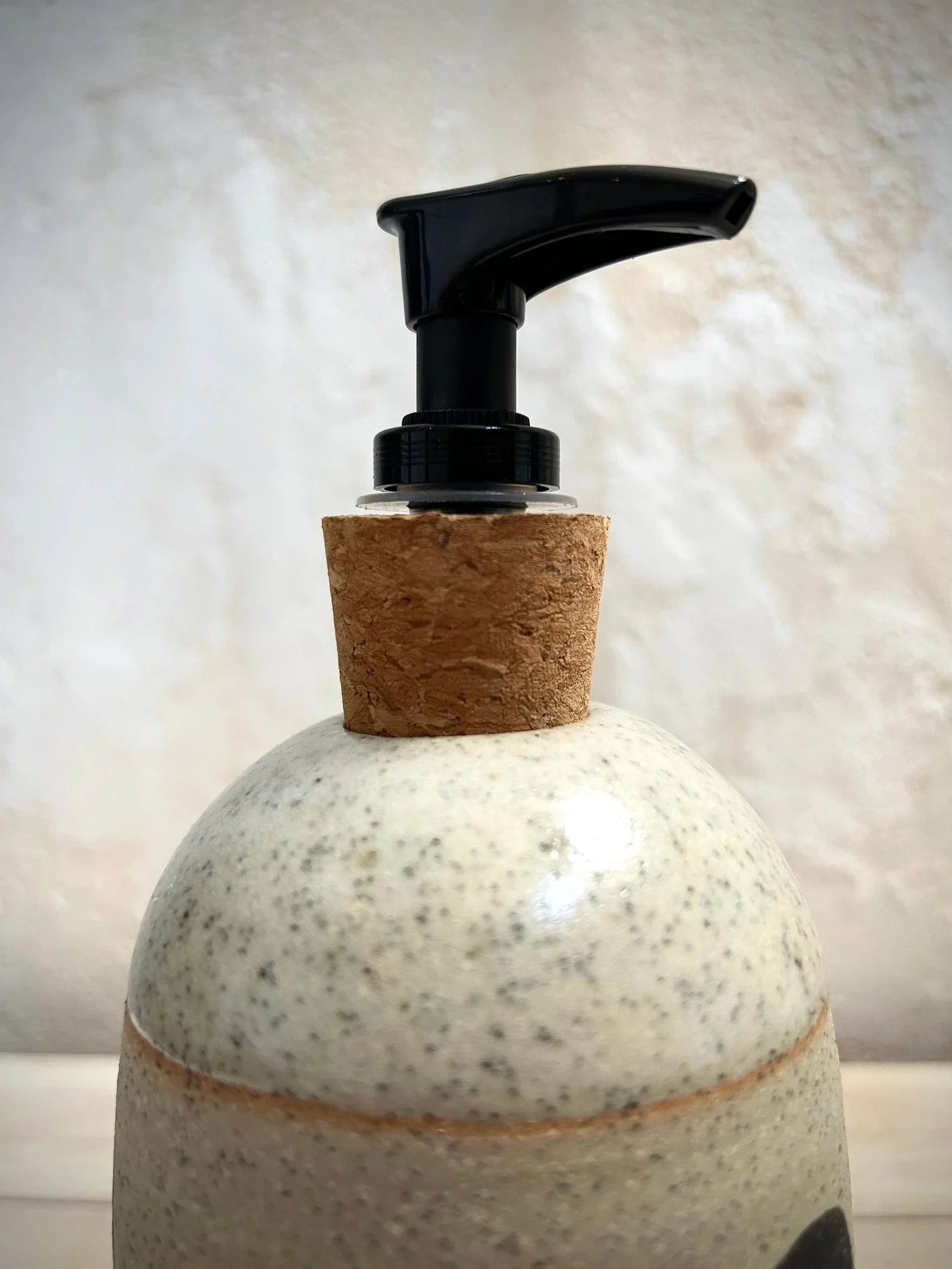 liquid-soap-dispenser-detail-anarchy..jpeg
