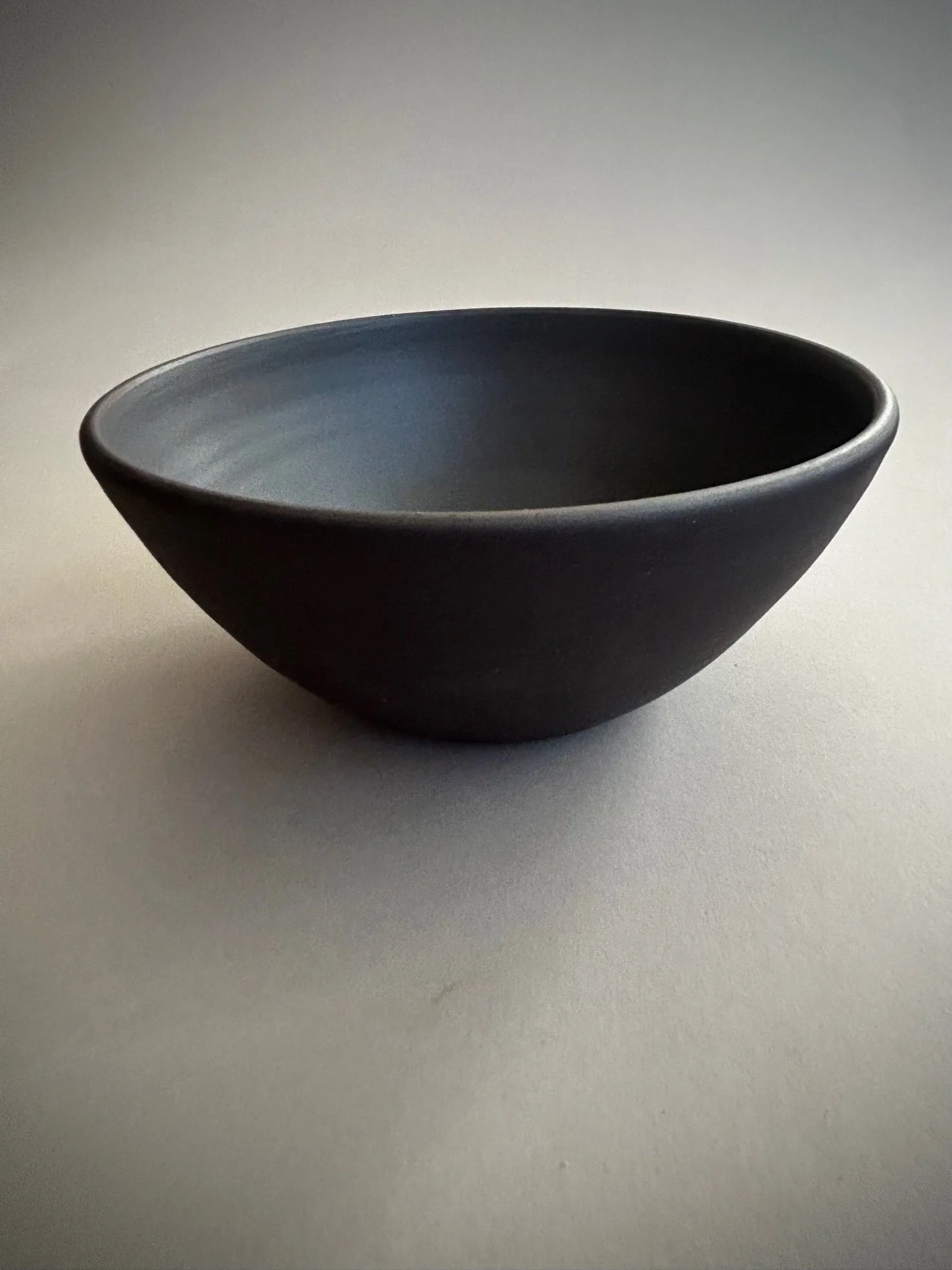 black-stone-dinner-set-dessert-bowl.jpeg