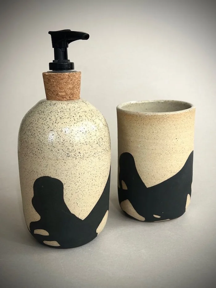 soap-dispenser & toothbrush-holder-2.jpeg