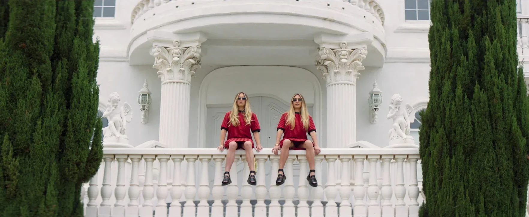 SYN·CHRO·NIC·I·TY