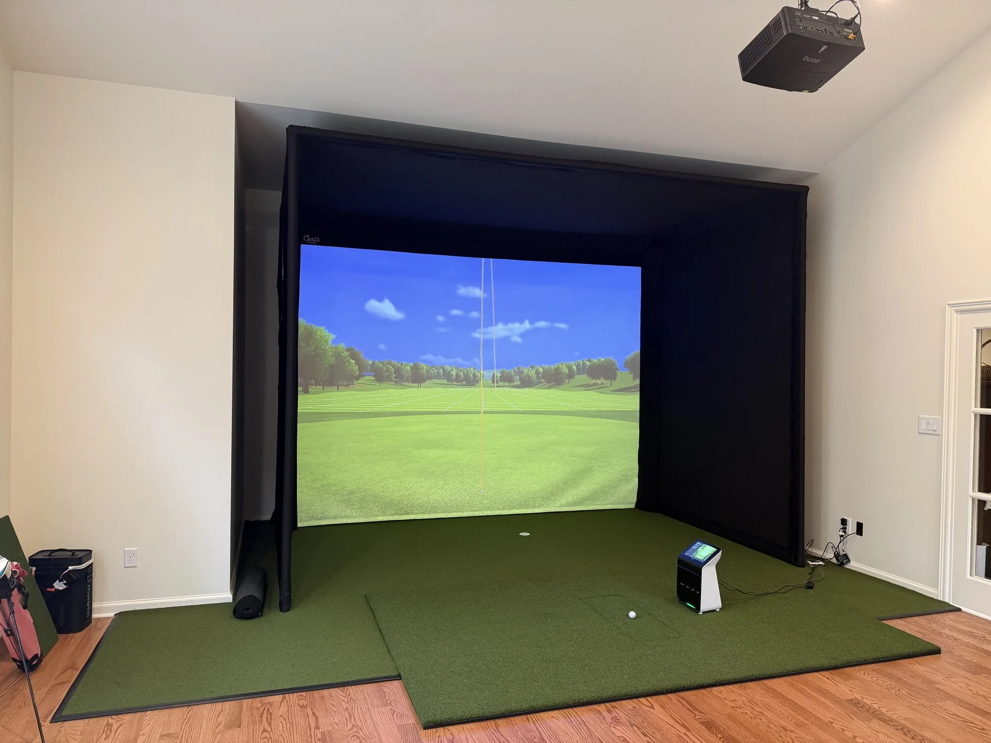 golf-simulator-space-design-pga-superstore-4.jpeg