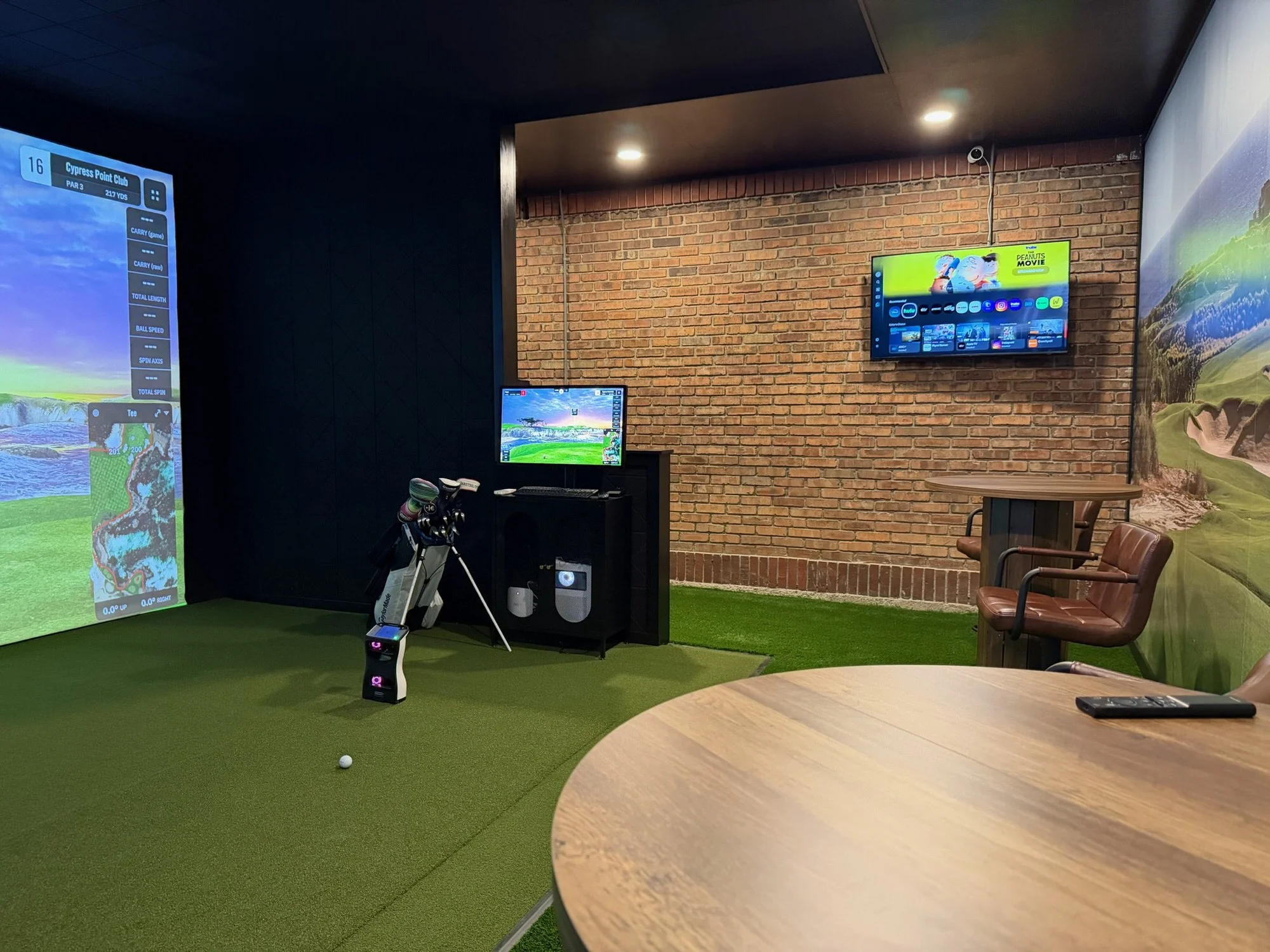 golf-simulator-custom-options-simtec-golf-7.jpeg