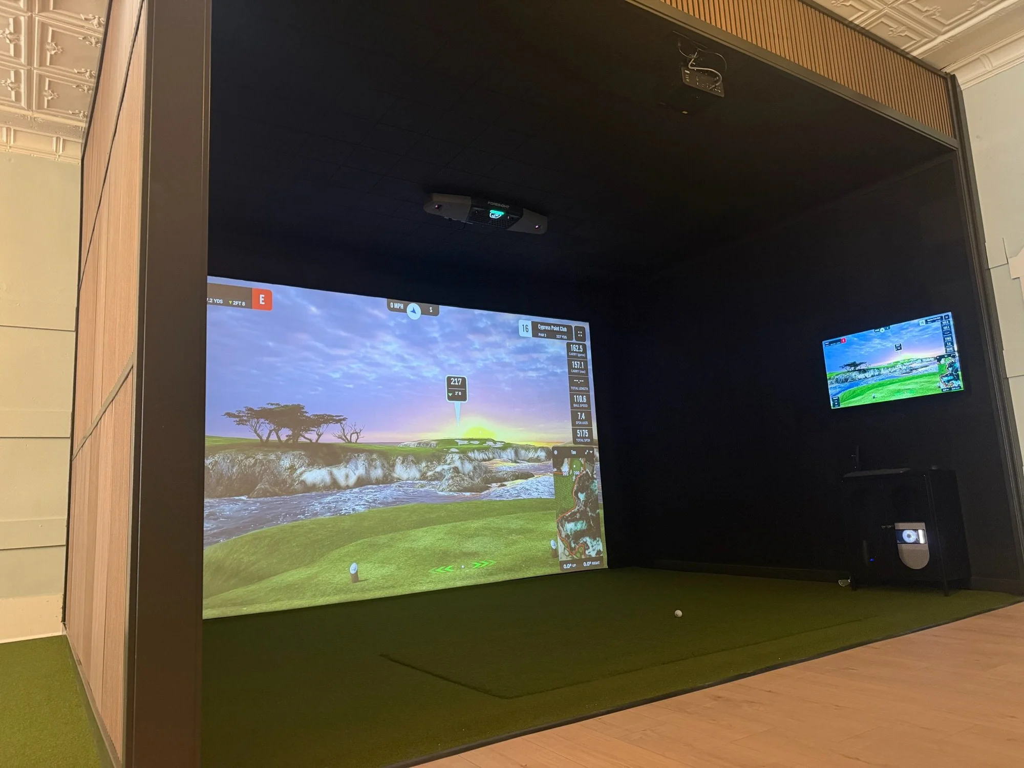 golf-simulator-custom-options-simtec-golf-10.jpeg