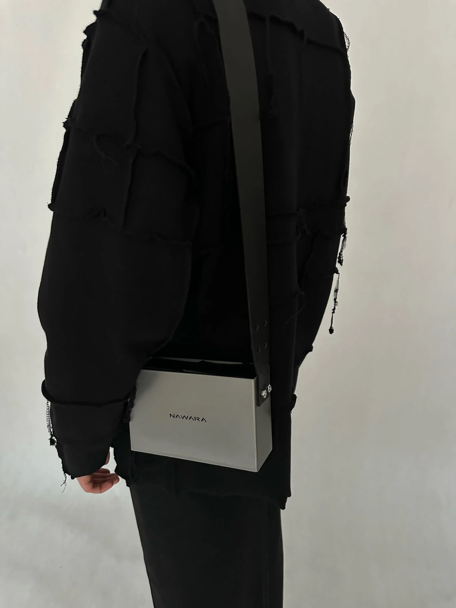 metal-bag-box-bag-heliot-emil-balenciaga.jpg