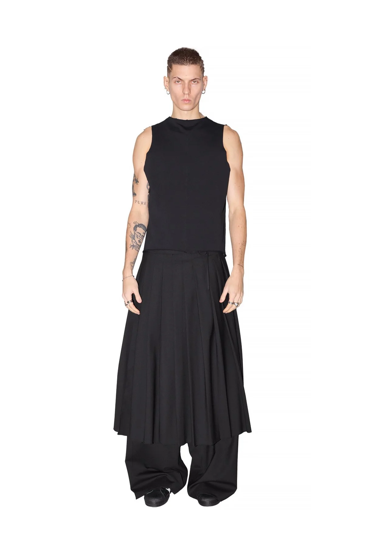 pleated-maxi-skirt-unisex-tank-top-nawara2.JPG