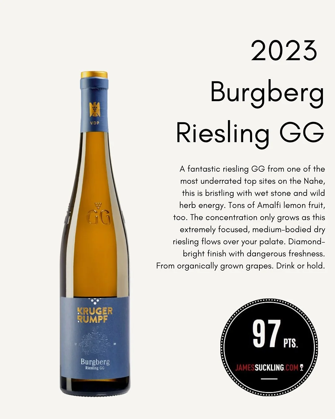 Wir feiern den Punkteregen &amp; anerkennende Worte! Herzlichen Dank f&uuml;r die j&uuml;ngst erschienenen Bewertungen der Fachpresse. 
✨
Die Spitze unserer Kollektion schillert mit starken Punkten von James Suckling und lassen unsere Weine strahlen 