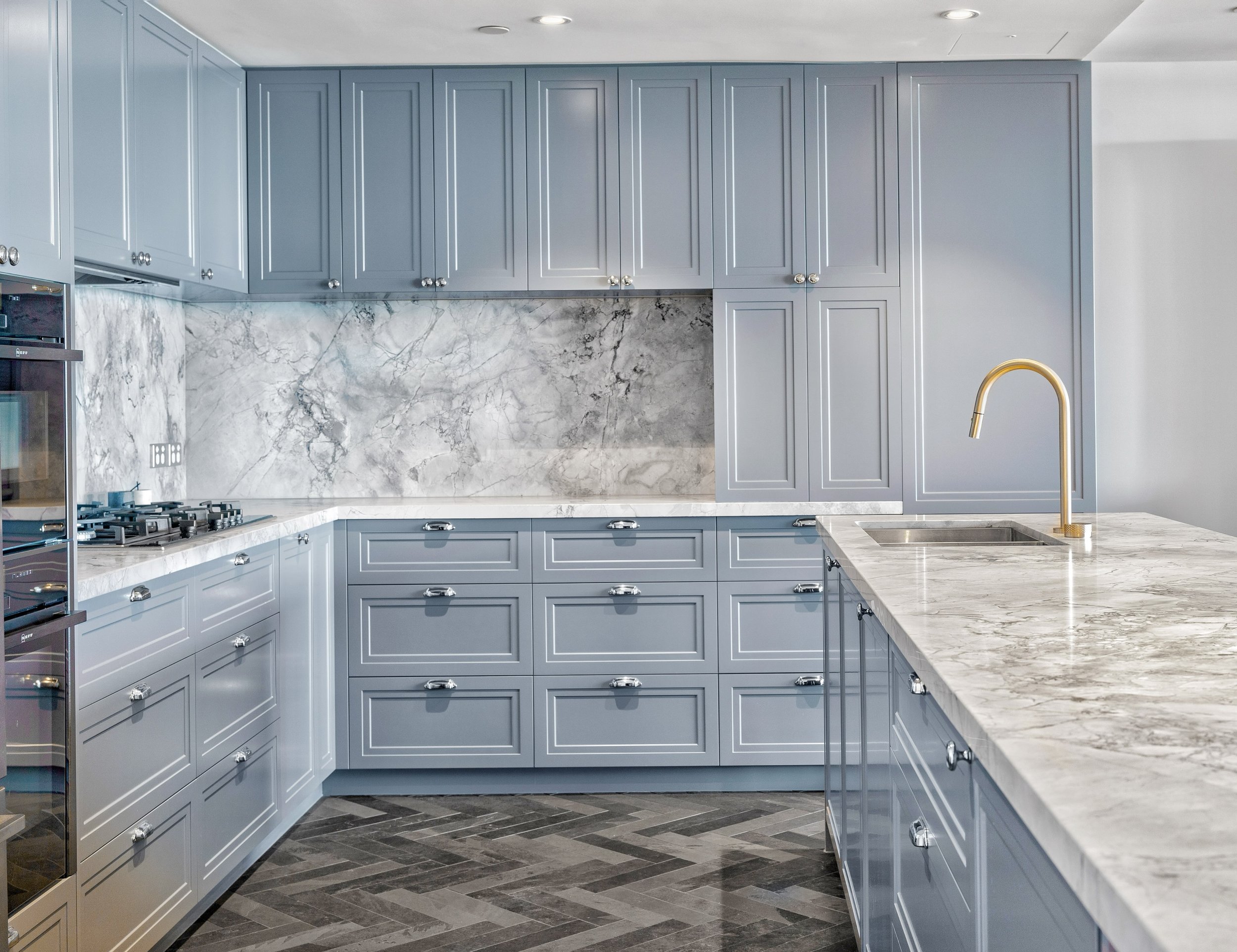 A kitchen where classic detailing meets a confident choice of materials 

Project | Market Street, Sydney

Planning a kitchen renovation? Let&rsquo;s create a space that feels right for you and your home. 

#hargrovesdesign #sydneydesigner #kitchende