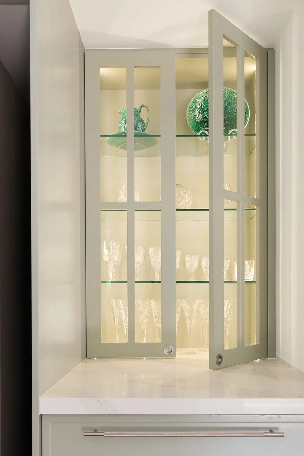 Display Cabinet -2.jpg