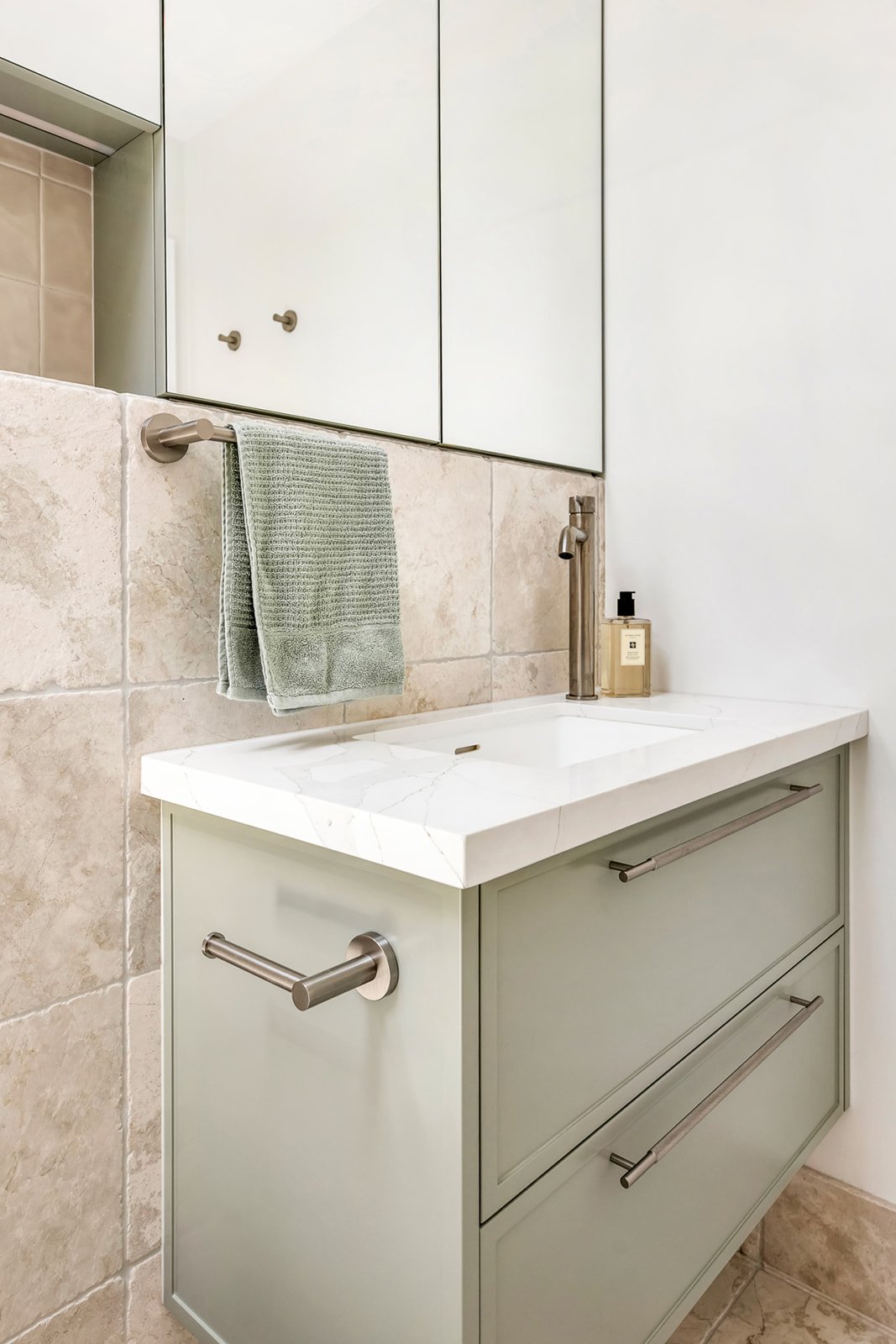 Ensuite -2.jpg