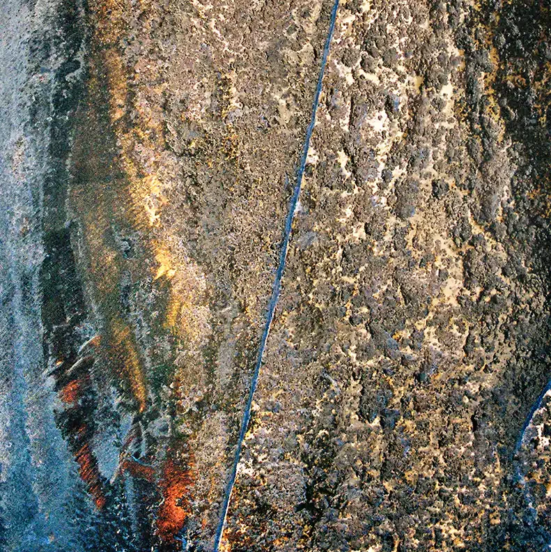 ecorce-acier-peau-bateau-texture-detail-ocre.webp