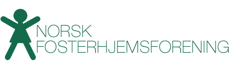 Logo av Norsk Fosterhjemsforening med en grønn personfigur og teksten 'Norsk Fosterhjemsforening' på en svart bakgrunn.