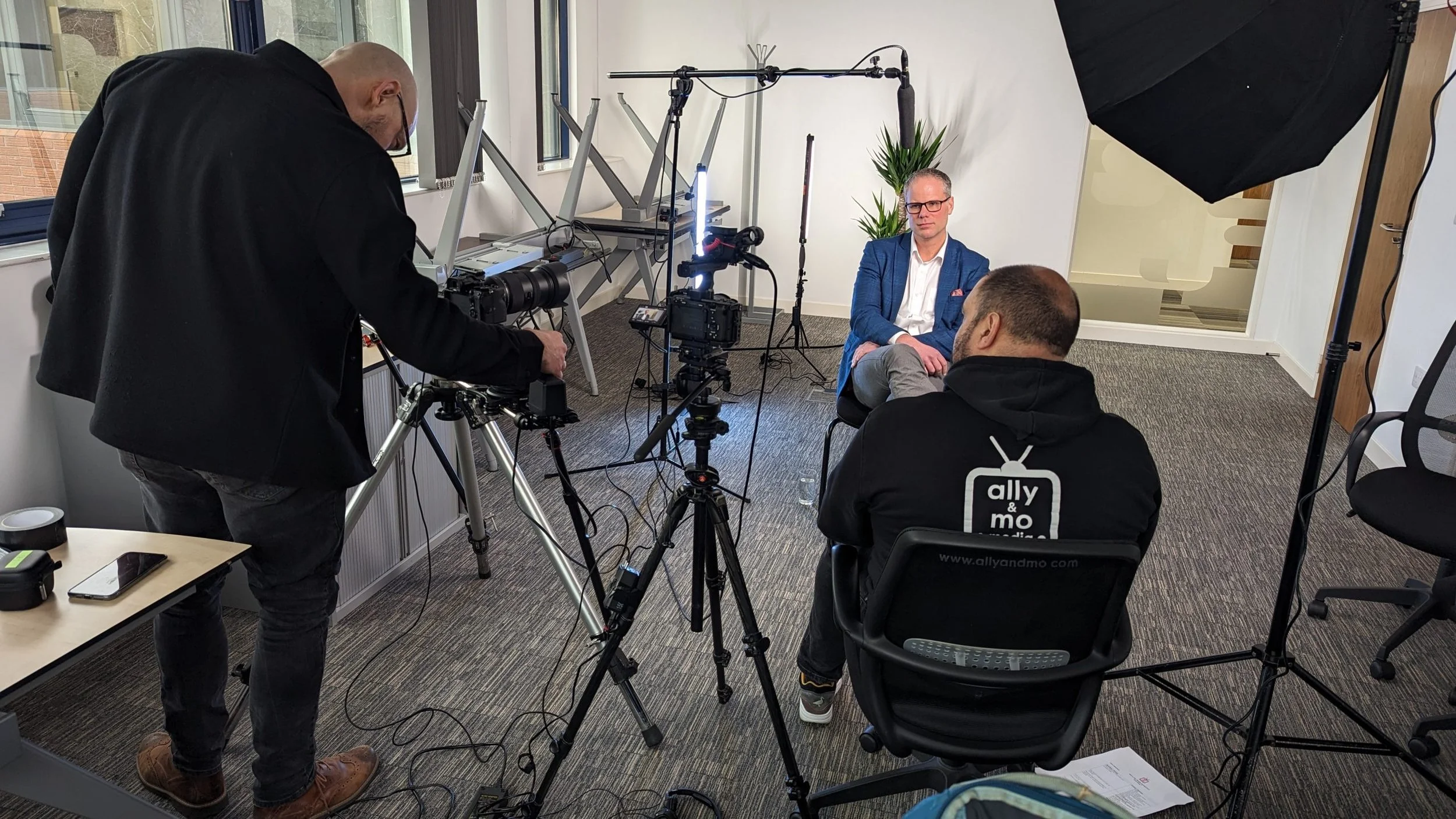 How can I use video to improve internal comms?