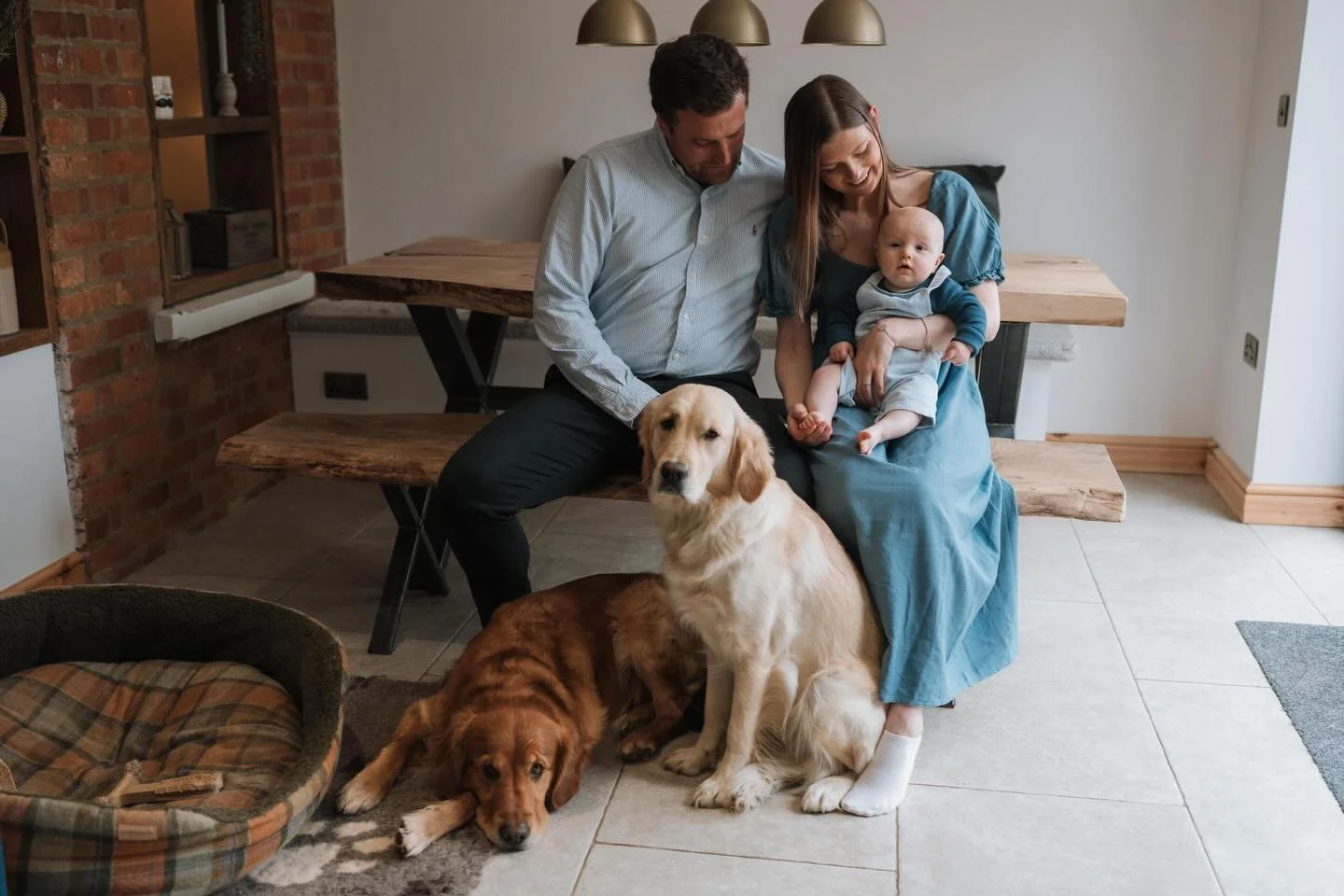 Brightening your feed with some real cuteness with this gorgeous family tonight 💖💖💖