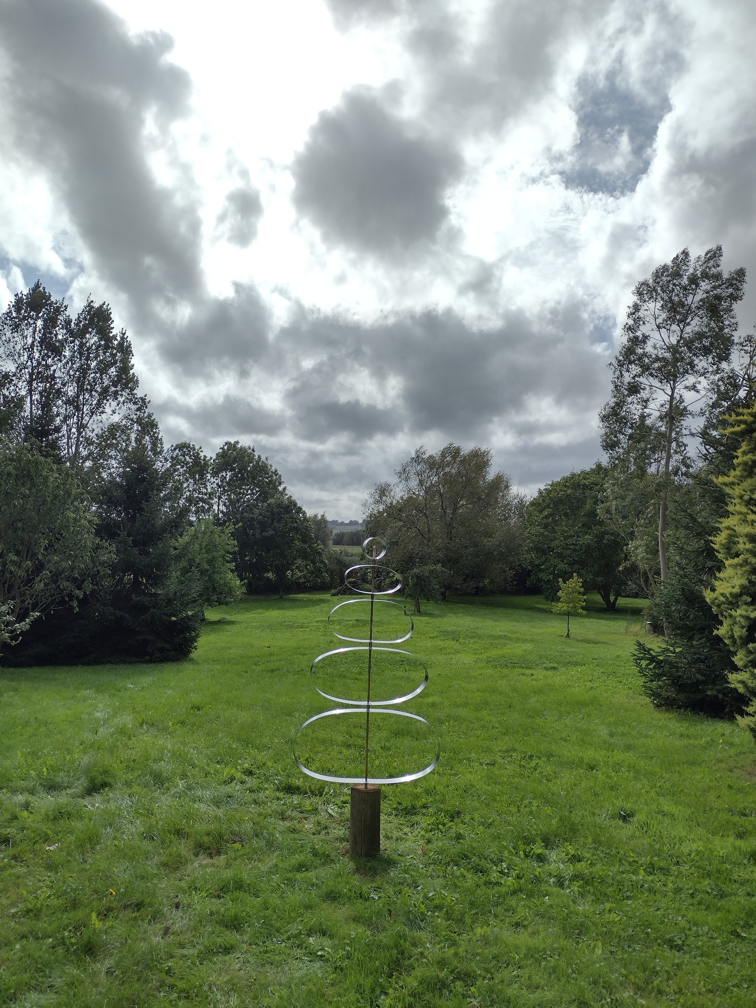 Cairn II? Aluminium garden sculpture