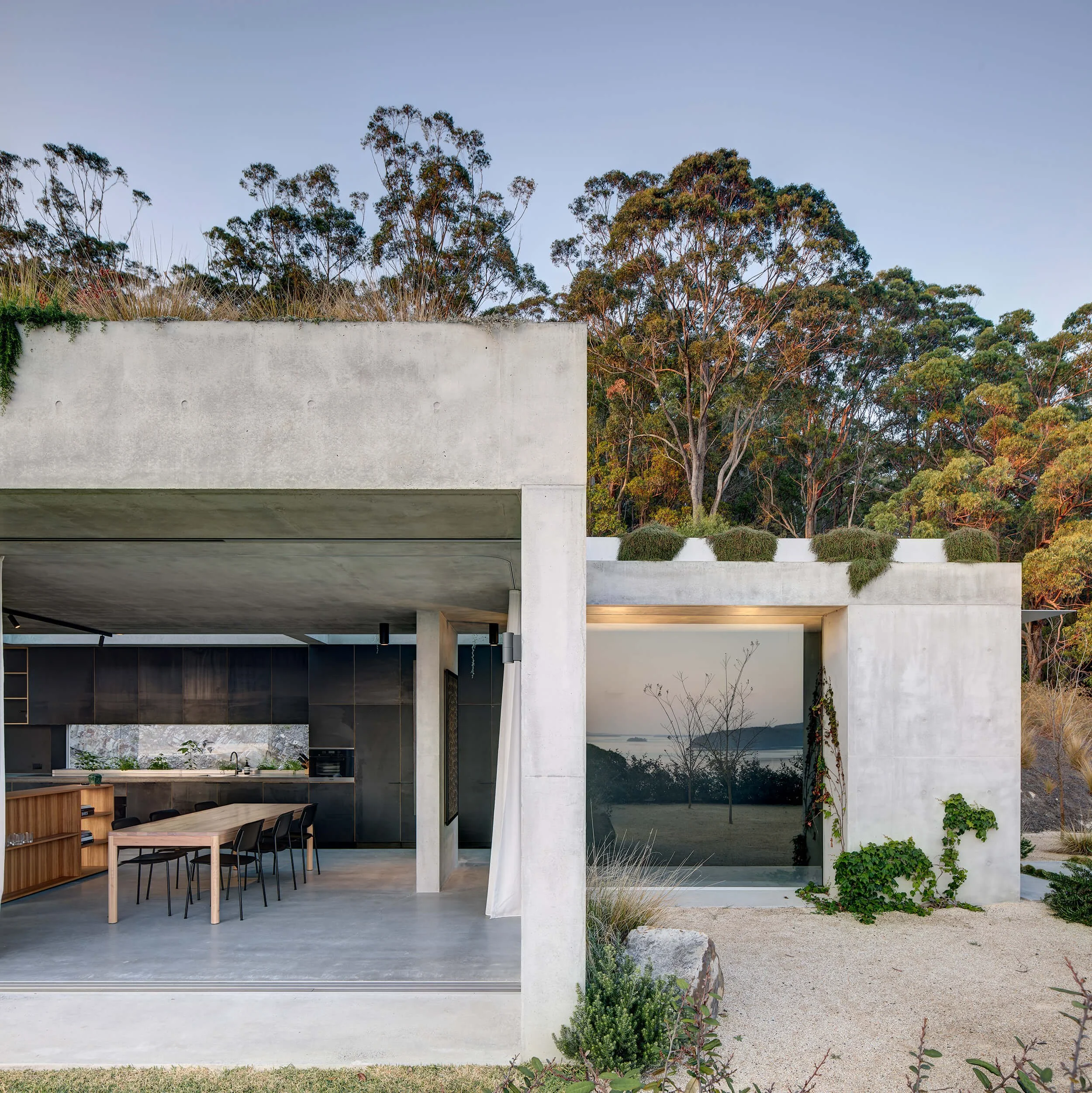 Open plan, coastal breeze home, Pacific Palms
