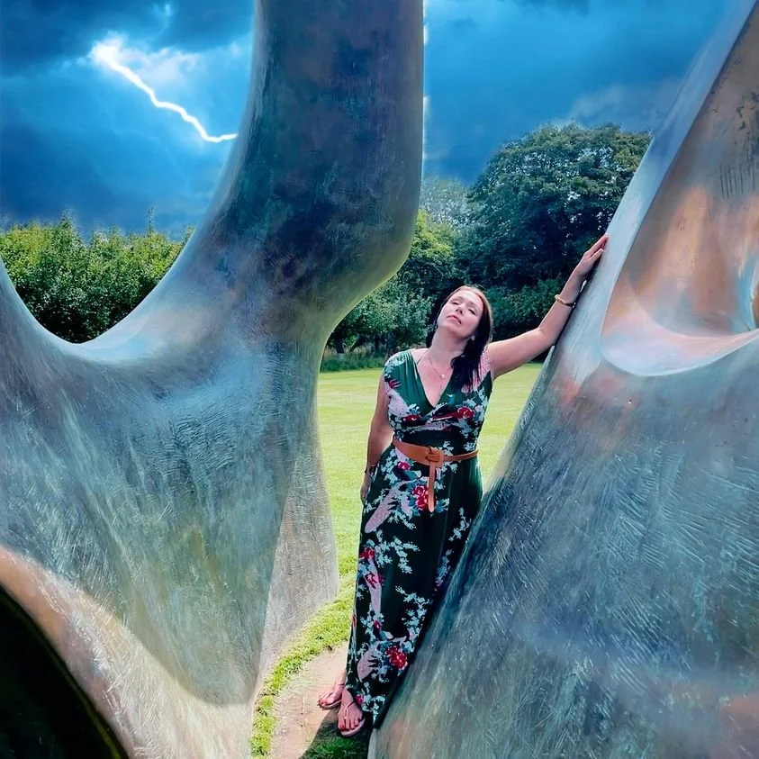 Pedestalise or demonise? ⚡️