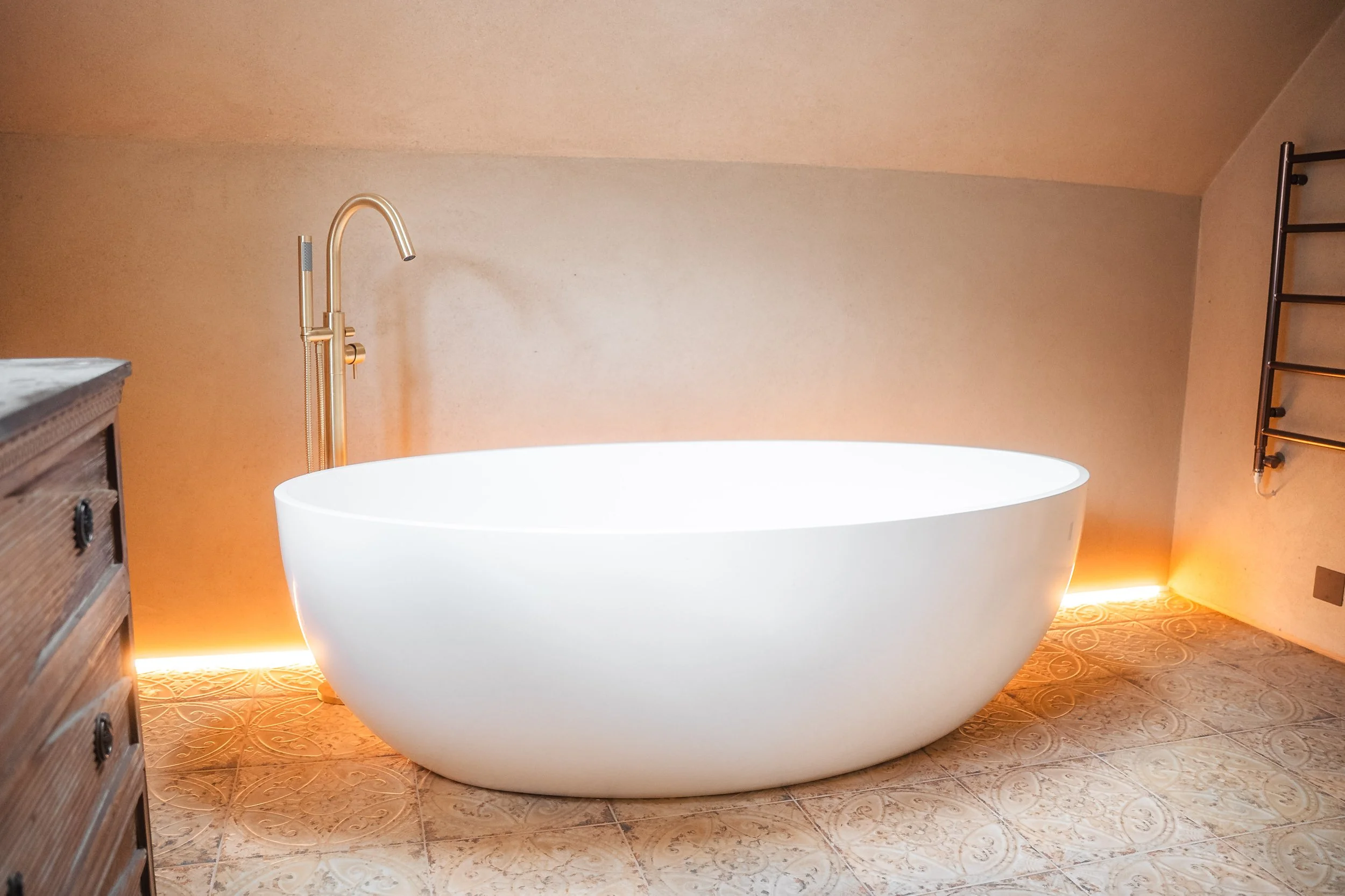 Northern Farm Bath.jpg