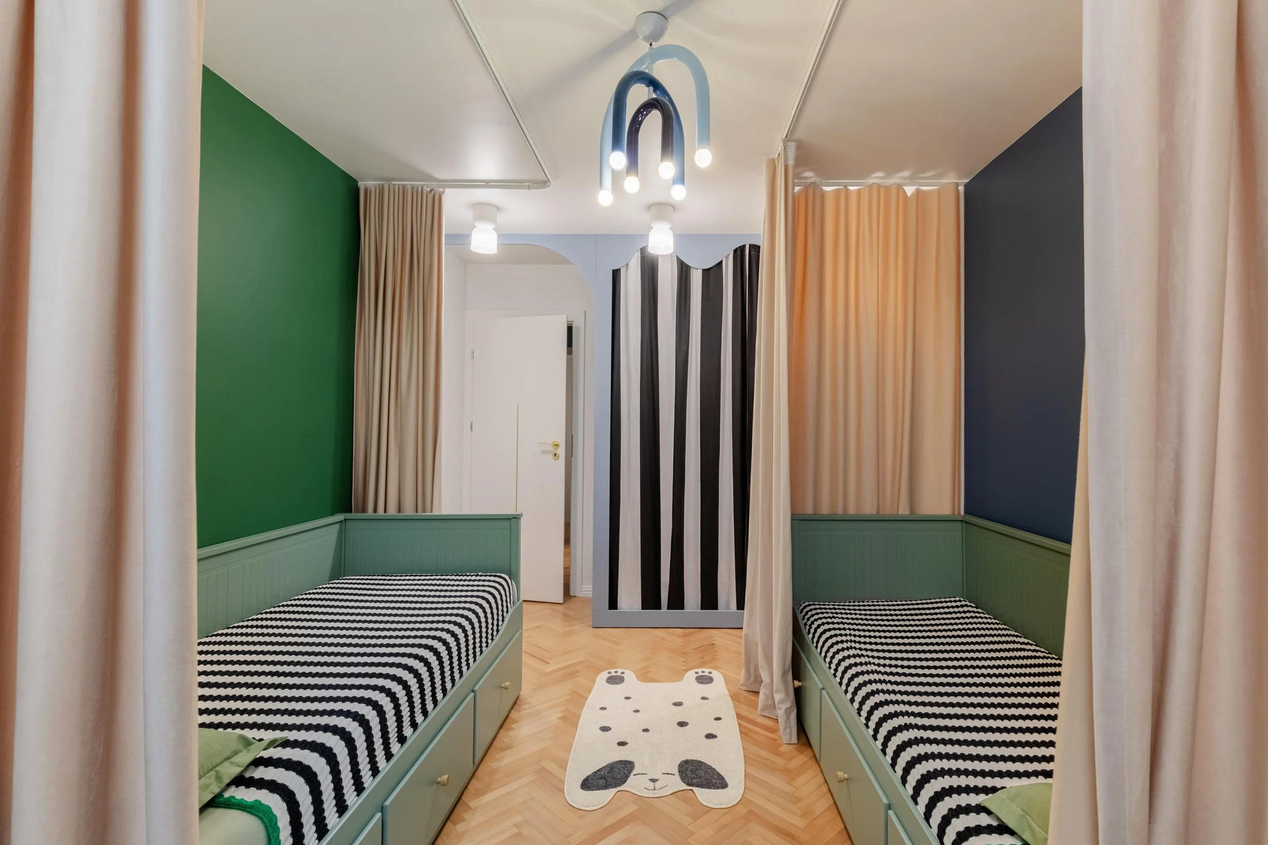 Apartament Aleea Mirea Bucuresti amenajare interior eclectic maximalist (3).jpg