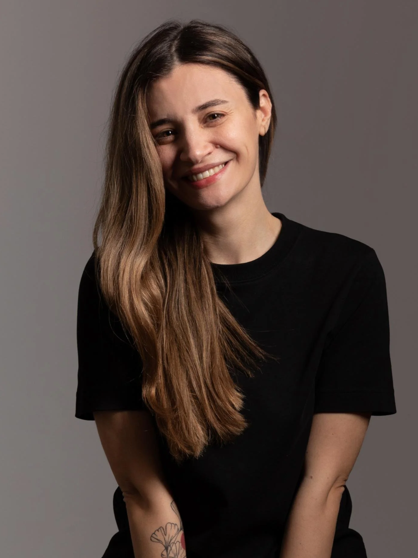 Architect Elena Roxana Nitescu, co-founder of Lime Studio, architecture and interior design studio. The only interior design studio that creates your house based on your real needs, it creates a home where you can be yourself and not anyone else.