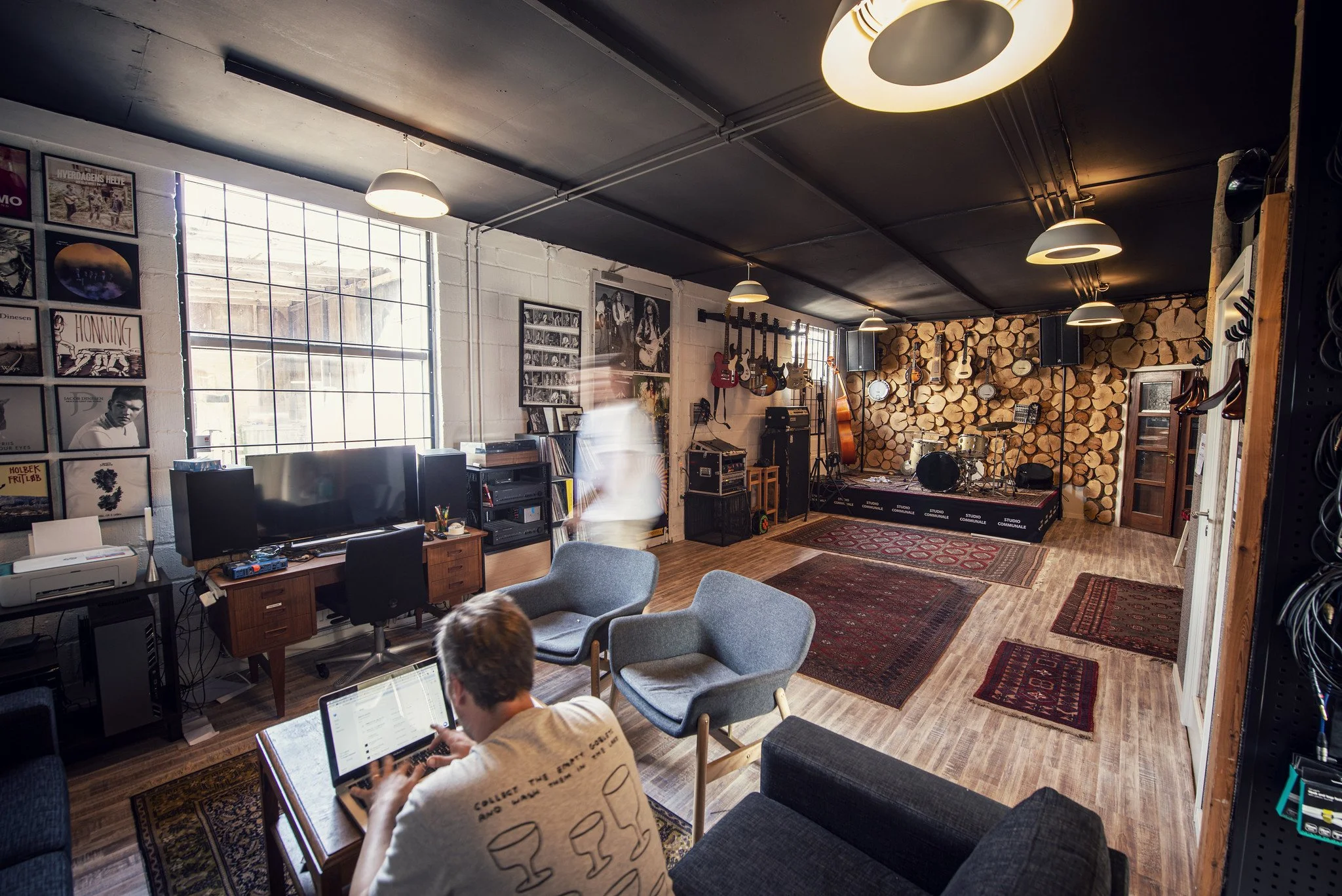 Studio Communale Hangout.jpg