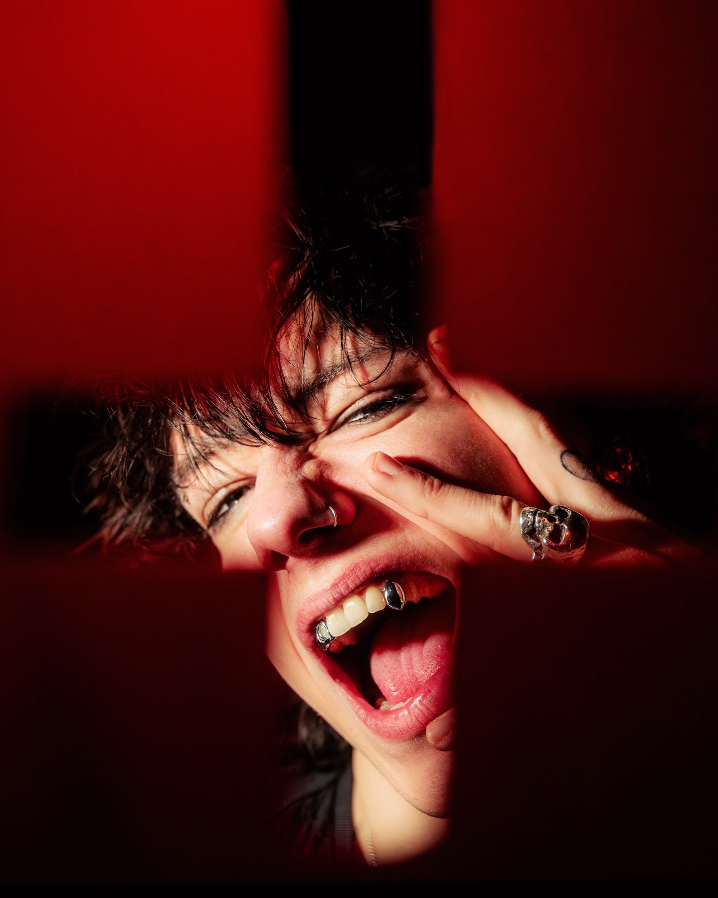 @moonkidonamission x @swiss_666 &ndash; Lebenslauf endlich online 🔥
Mit diesem Song gibt Moonkid zugleich seinen Einstand bei Missgl&uuml;ckte Welt.
Danke an alle, die mitgewirkt haben!