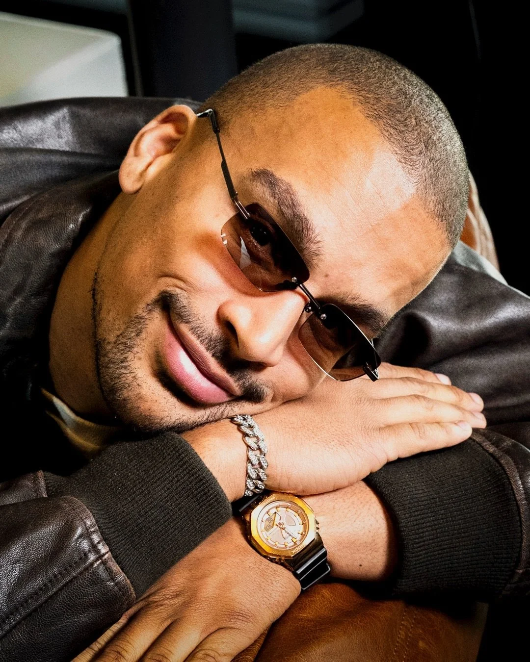 Zur&uuml;ck im Levi&rsquo;s Music Studio, diesmal mit @booz__ und @pimfyo vor der Kamera im neuen Setup. @diestrassetraegtstpauli @levis 

Man merkt direkt, was hier passiert. Freier Zugang zu Musik trifft auf den Spirit vom Sport. Echt, laut, lebend