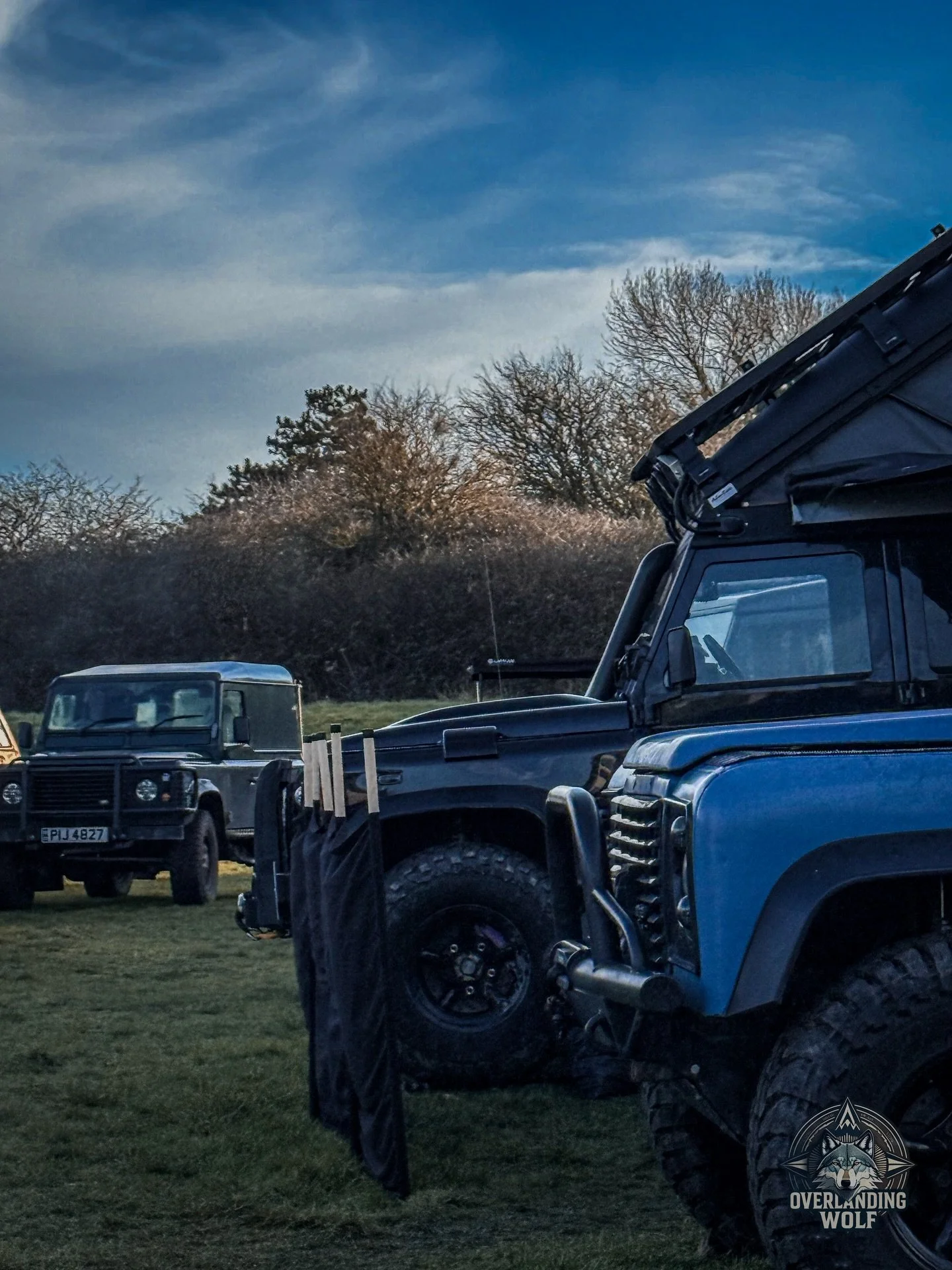 A quiet day at the fort, Defenders lined up and stories waiting to be told. This is what the meet is really about.

#Overlanding
#LandRoverDefender
#CampLife
#OffGrid
#OutdoorAdventure