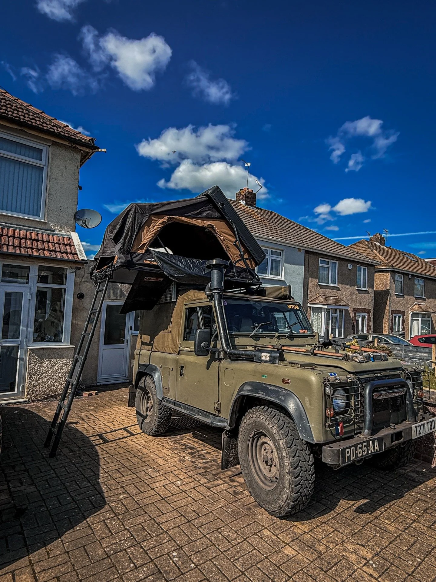 Suns out, time to air the RTT, been absent a fair bit - currently deep planning for this years adventure.. seeing Rich and Pete hit Morocco has really got the itch for travel going!!!

Spain is calling with a touch of Andorra, have 3 weeks booked - o