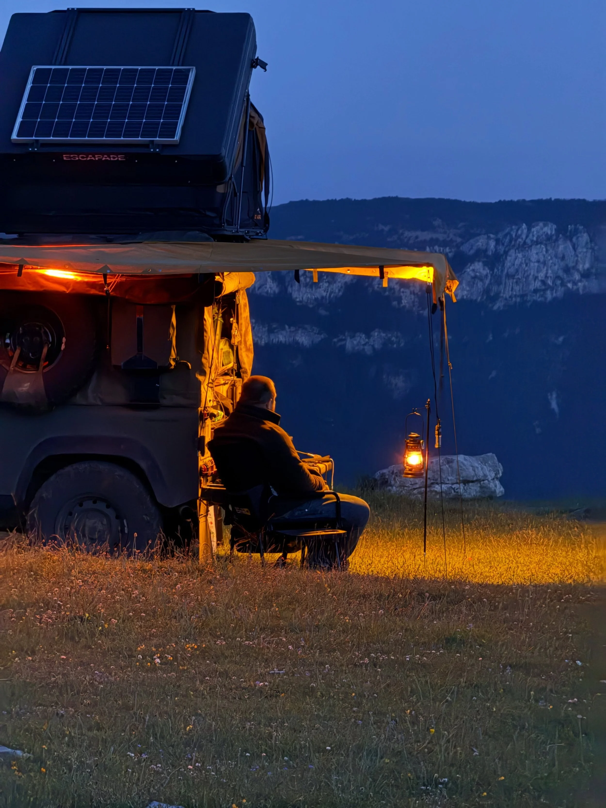 Evenings on trips, remembering the day that preceded it, wondering what tomorrow will bring! 

#overlanding
#explorespain
#adventure
#relax
#nopeople