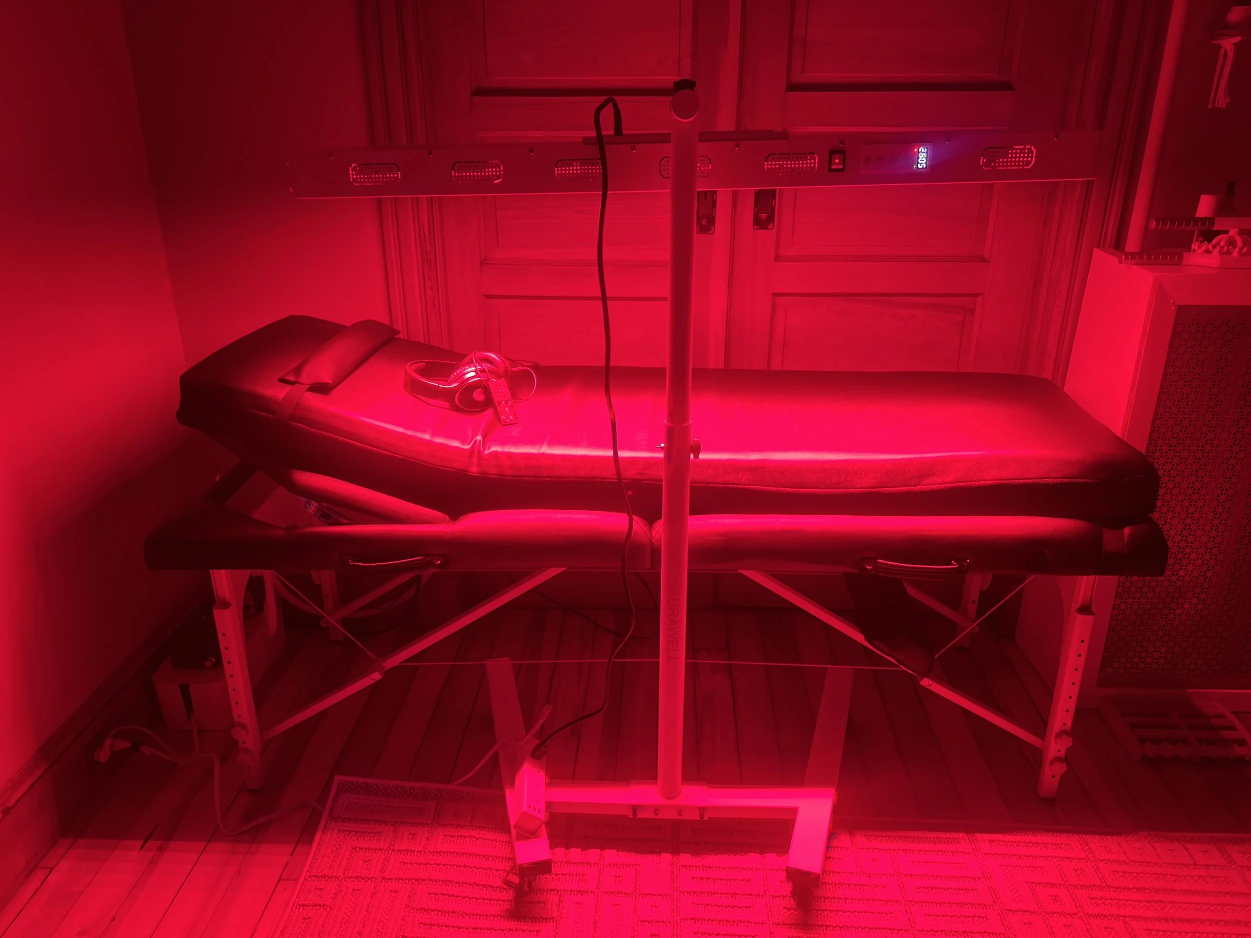 The trifecta experience includes full-body red light therapy
