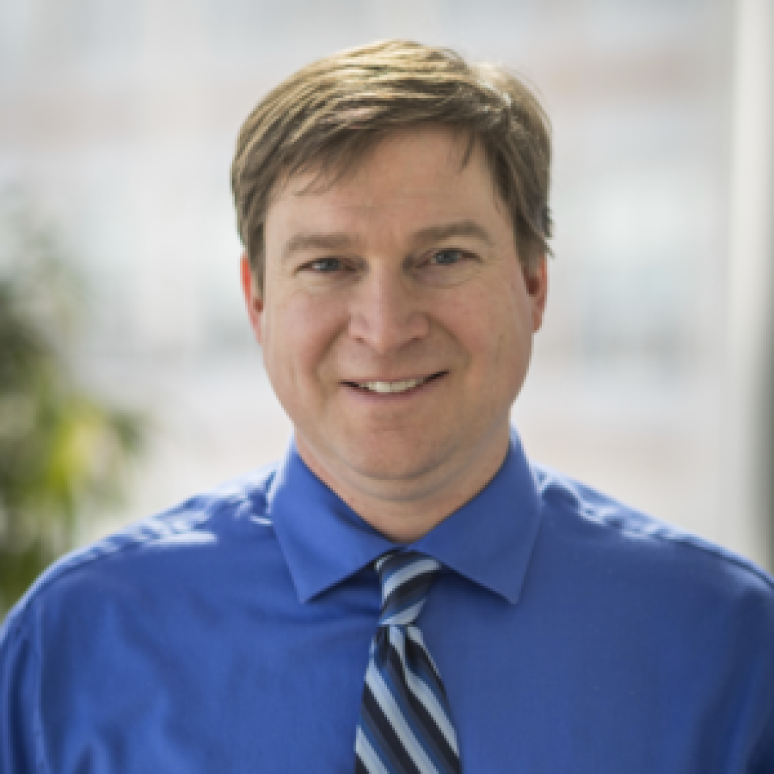 Headshot of Dr. Kenn Oldham