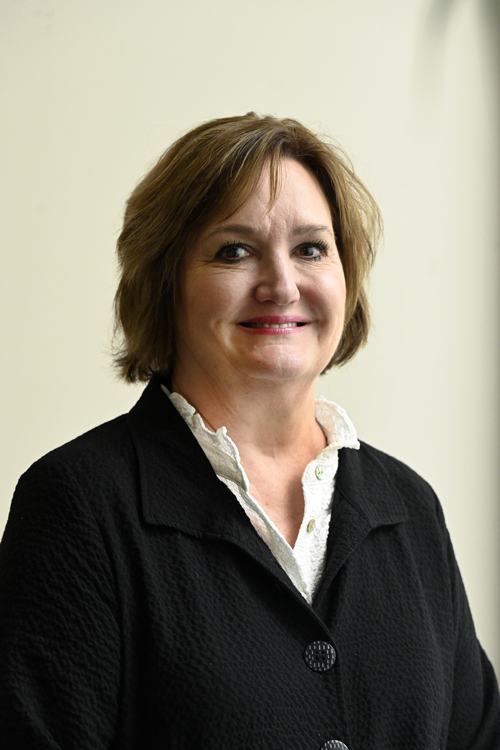 Headshot of Jennifer Fowler