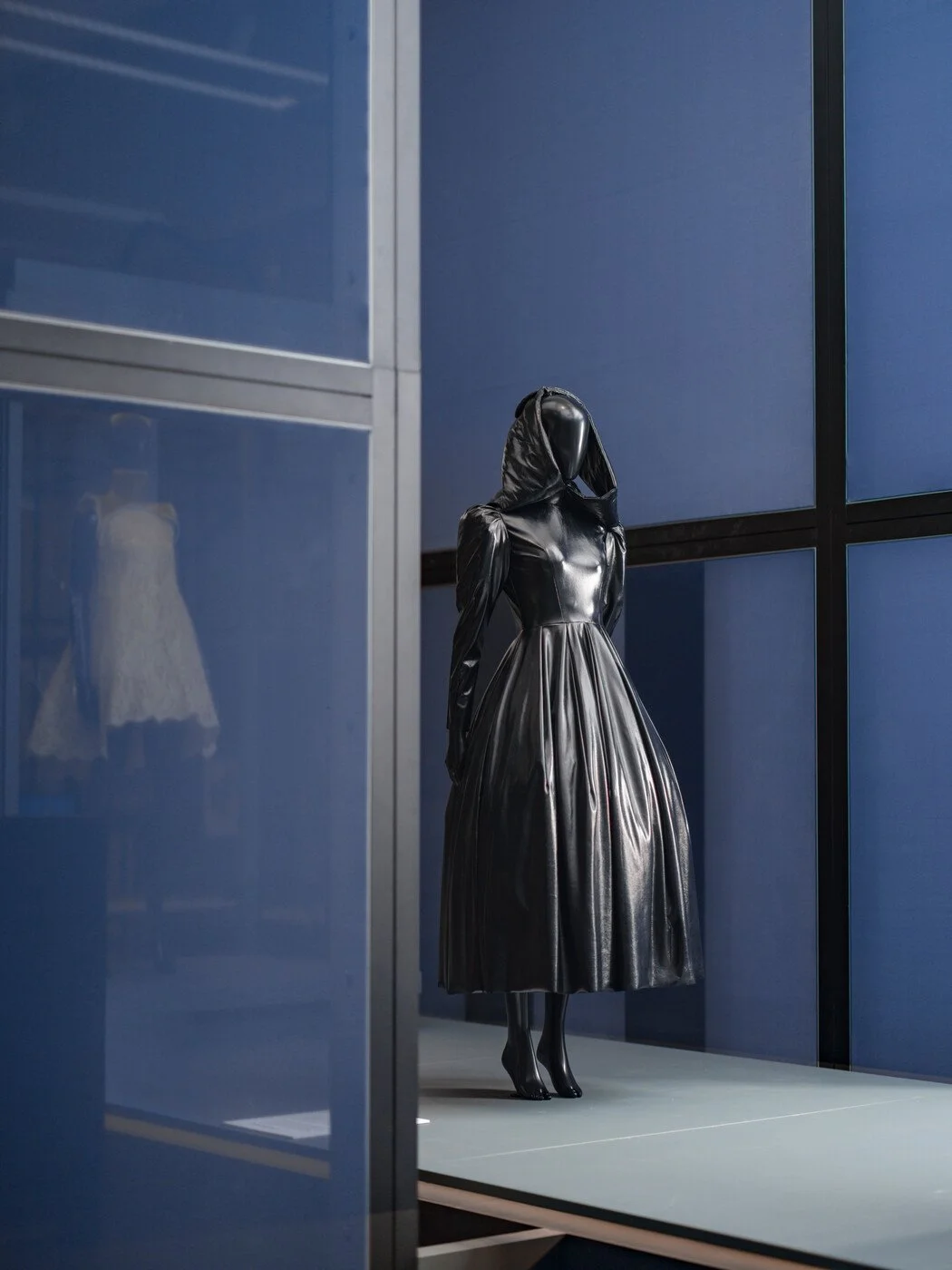 Catwalk_ The Art of the Fashion Show at V_A Dundee_Credit_ Grant Anderson_Medium - 1400px-5.jpg
