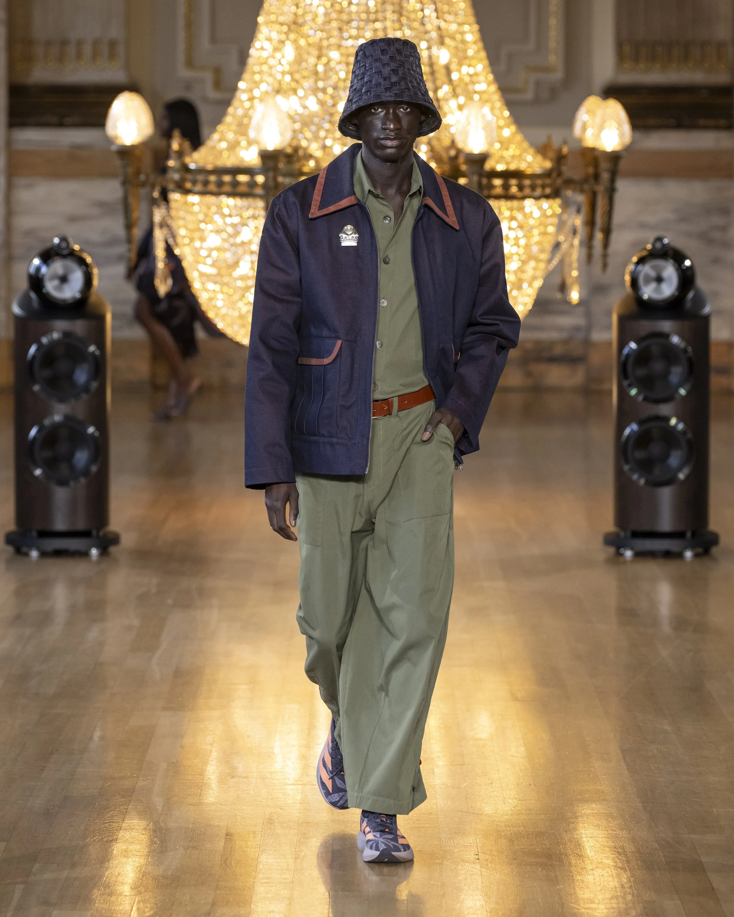 LOOK 14.jpg