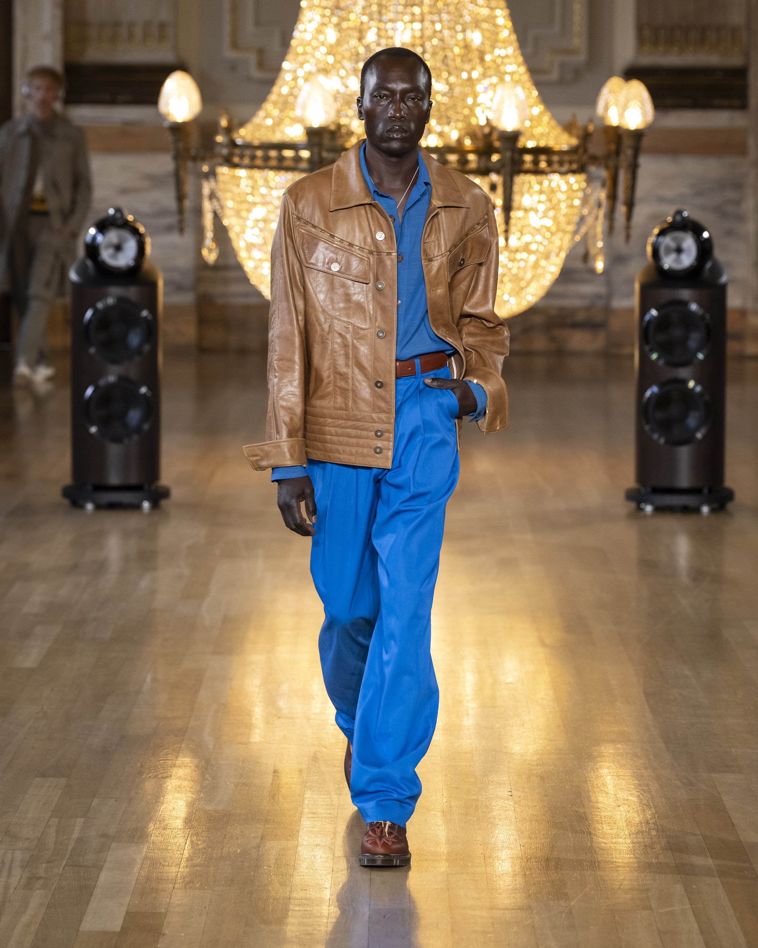 LOOK 20.jpg